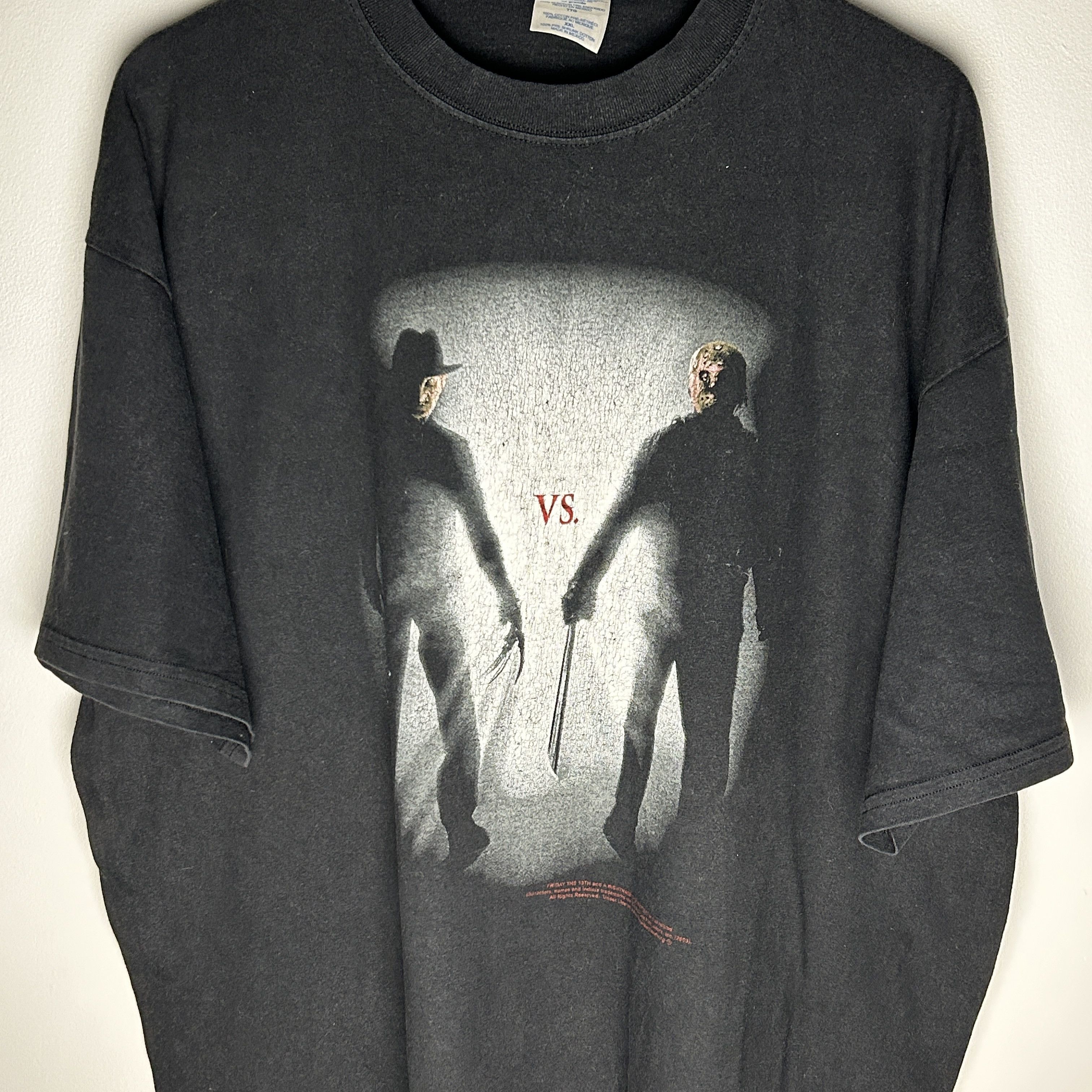 Vintage Vintage Freddy vs. Jason 2003 Horror T-shirt Size US XXL / EU 58 / 5 - 3 Thumbnail