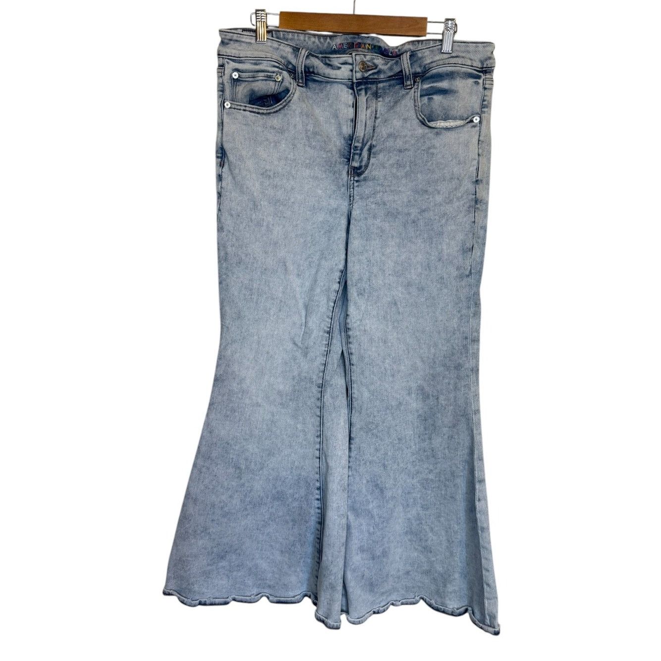 American Eagle Outfitters American Eagle Jeans Women 14 Short Blue Festival Flare Size 36" / US 14 / IT 50 - 1 Thumbnail