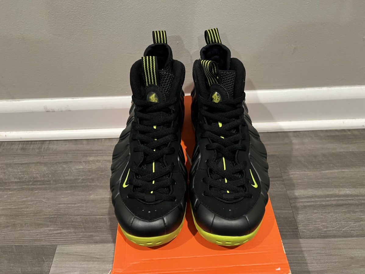 Nike Size 8.5 DS 2007 Nike Air Foamposite One Black/Bright Cactus Size US 8.5 / EU 41-42 - 2 Thumbnail
