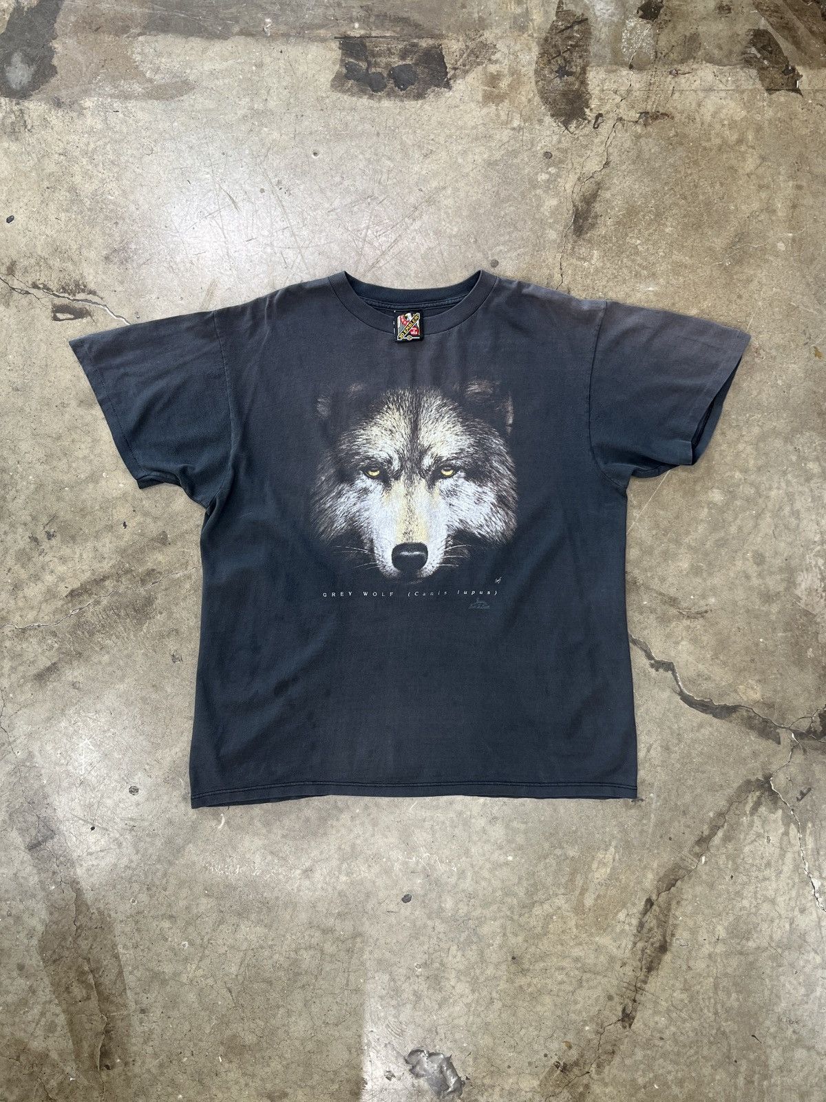 Vintage Vintage 3D Emblem Grey Wolf Nature Single Stitch Tee XL Size US XL / EU 56 / 4 - 2 Thumbnail