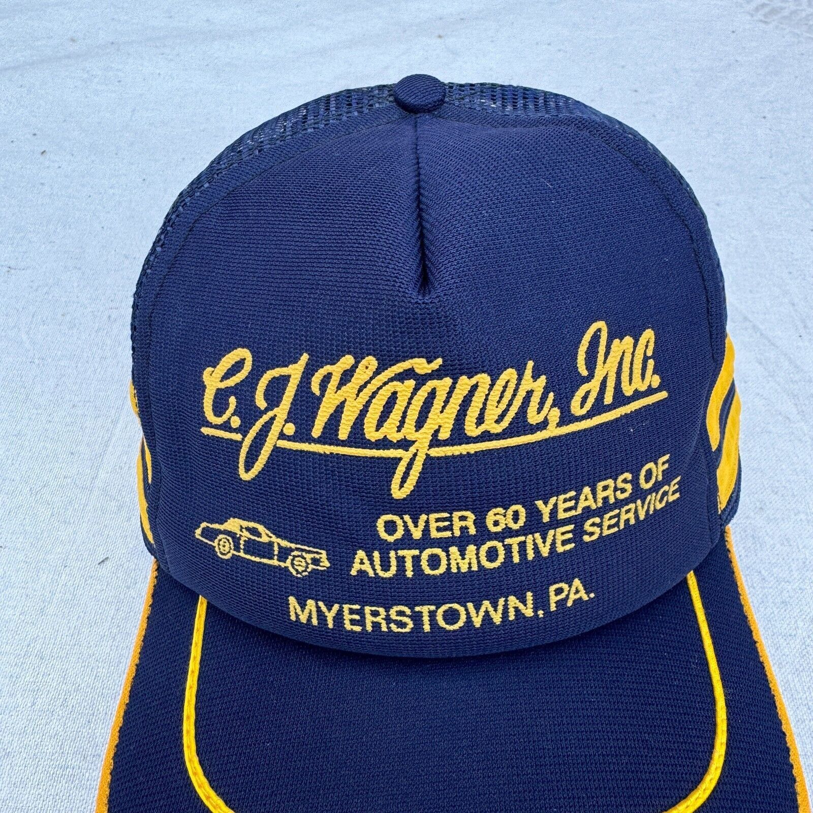 Vintage Vintage C J Wagner Inc 3 Stripe Mesh Snapback Trucker Hat Size ONE SIZE - 2 Thumbnail