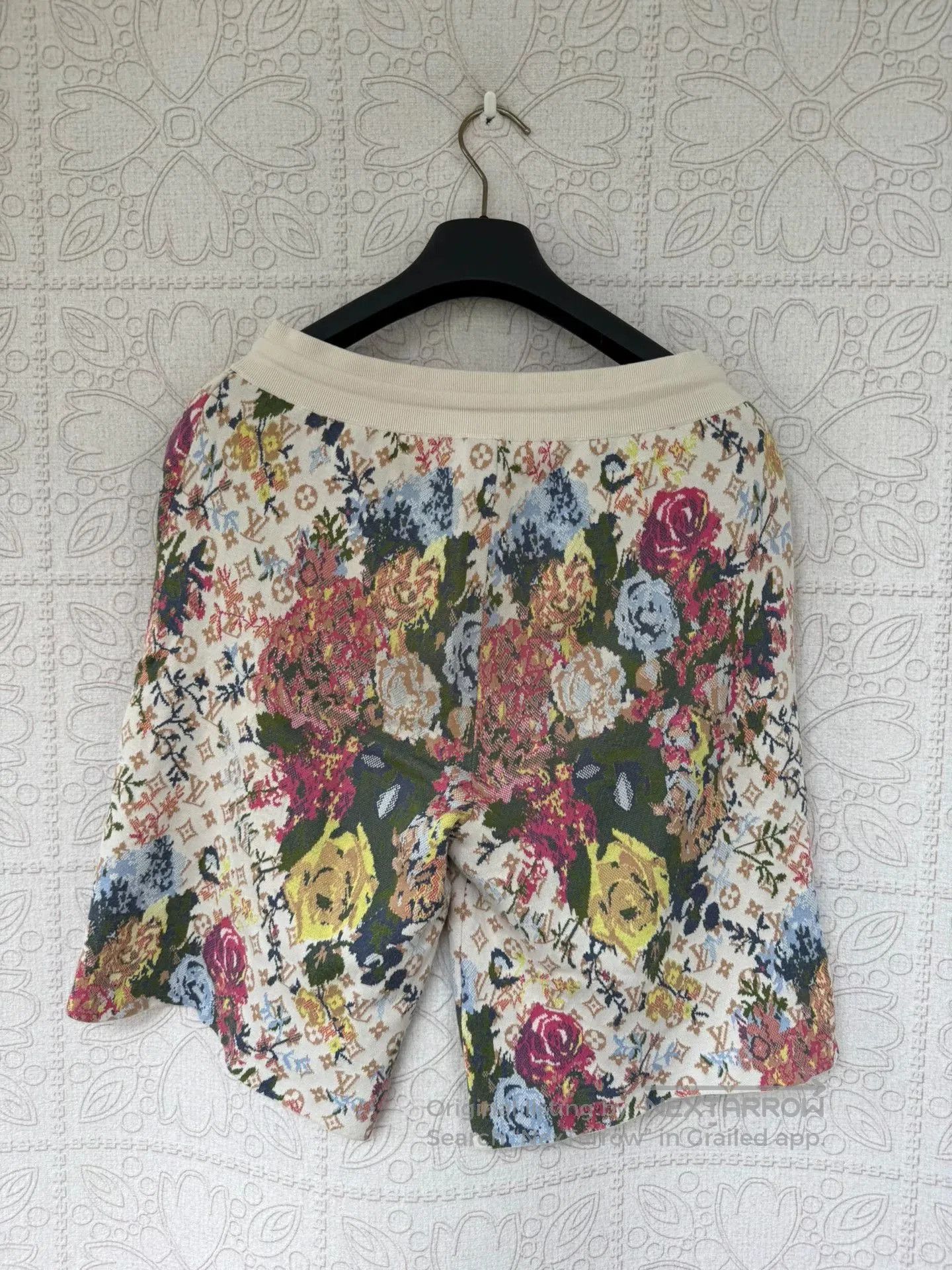 Louis Vuitton louis vuitton floral printed knit shorts. Size 26" / US 2 / IT 38 - 2 Thumbnail