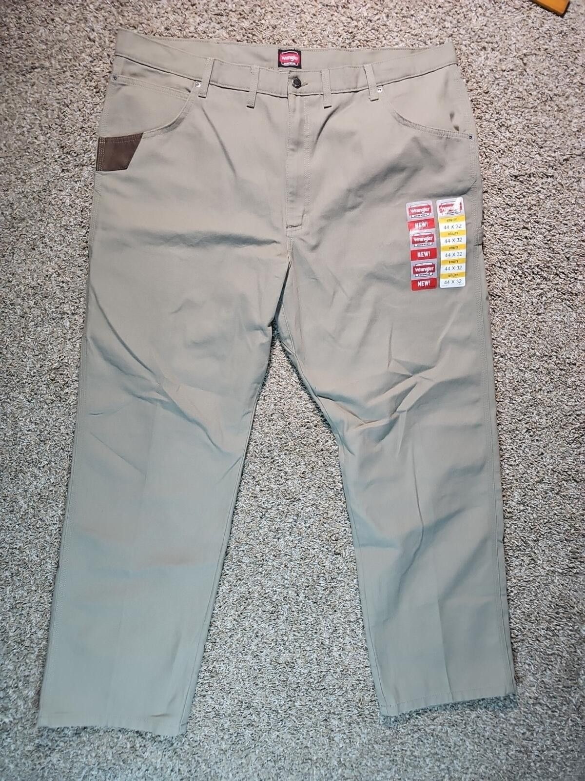 Wrangler Wrangler Workwear 44x32 Utility Relaxed Jeans NWT Size US 44 / EU 60 - 1 Thumbnail
