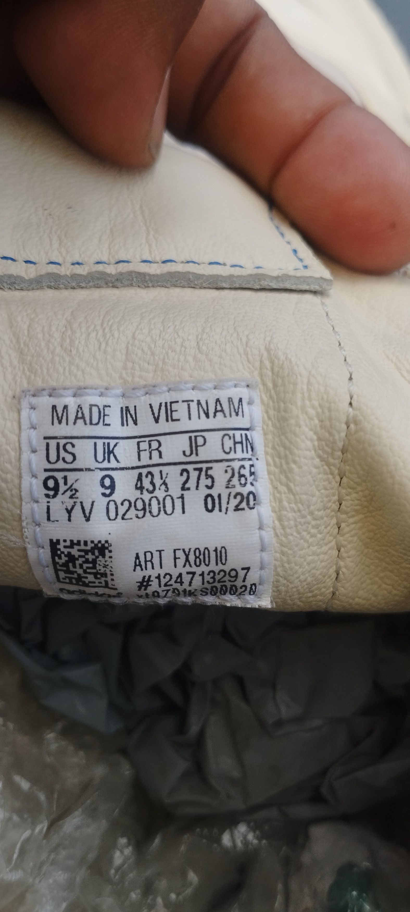Adidas Adidas nizza x Pharrel william Size US 9.5 / EU 42-43 - 6 Thumbnail