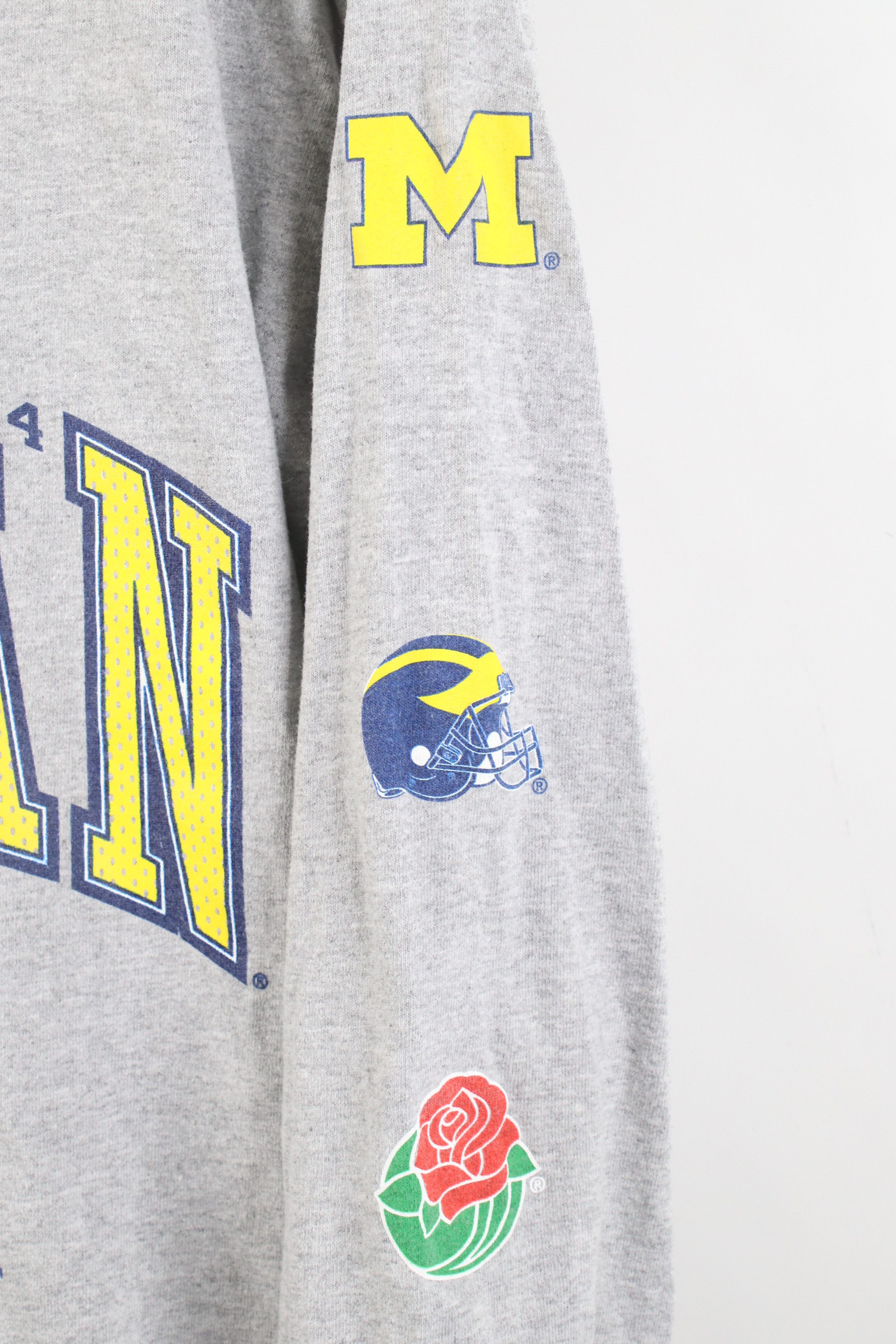 Vintage Vintage Rose Bowl University of Michigan Long Sleeve T-Shirt Size US XL / EU 56 / 4 - 4 Thumbnail