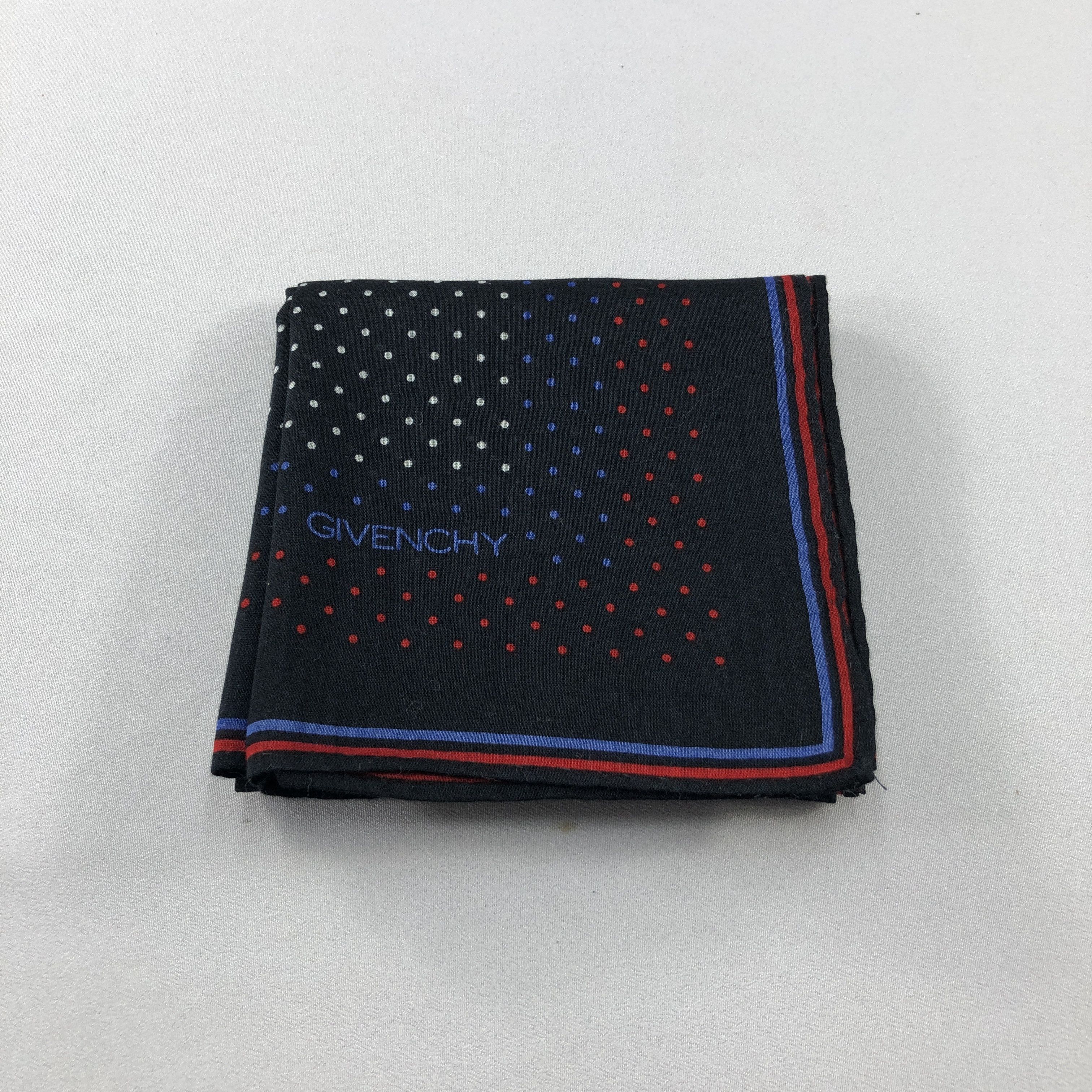 Givenchy Givenchy Handkerchief Neckerchief Bandana H3103 Size ONE SIZE - 5 Thumbnail