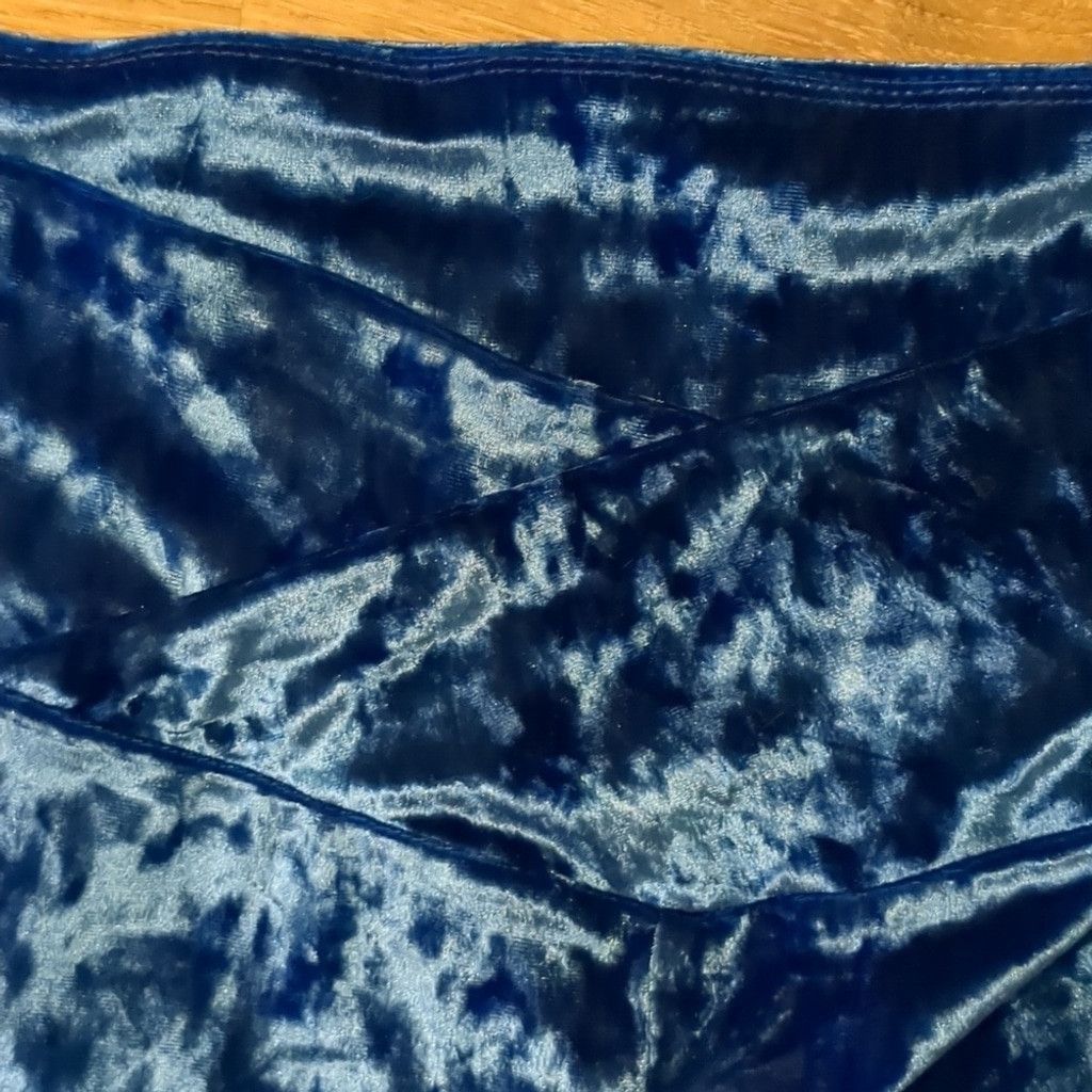 Fabletics Fabletics blue crushed velour crossover leggings size 3x Size 35" - 2 Thumbnail