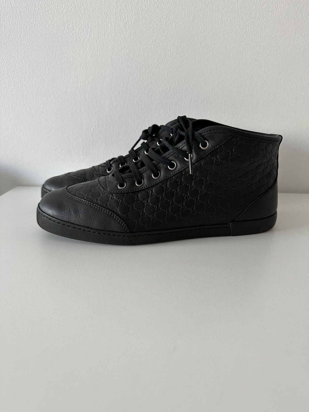 Gucci GUCCI micro guccissima black leather sneakers 391499 Size US 9.5 / IT 39.5 - 15 Thumbnail