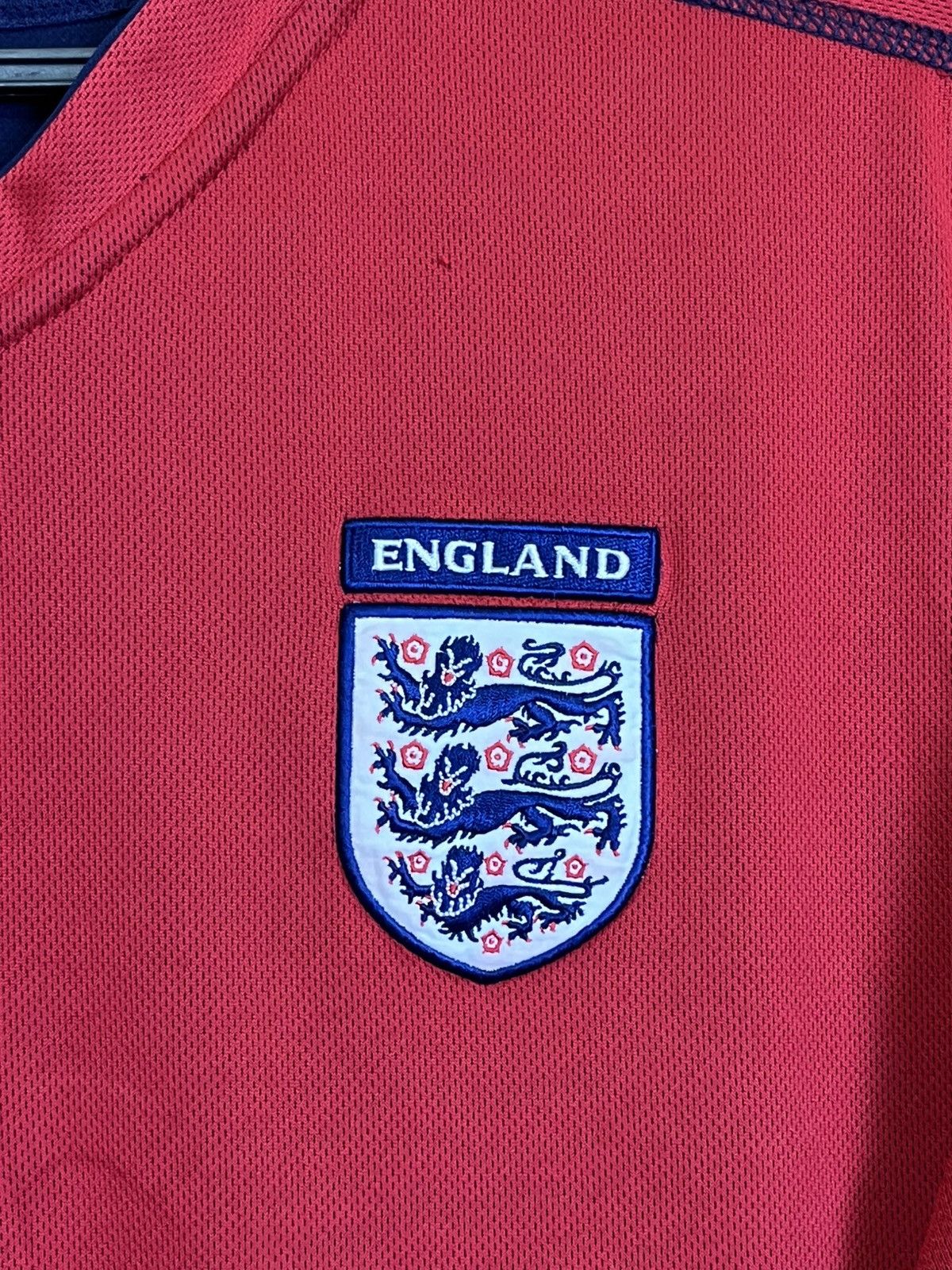 Umbro VINTAGE 2002-04 ENGLAND NATIONAL TEAM REVERSIBLE AWAY JERSEY Size US M / EU 48-50 / 2 - 7 Thumbnail