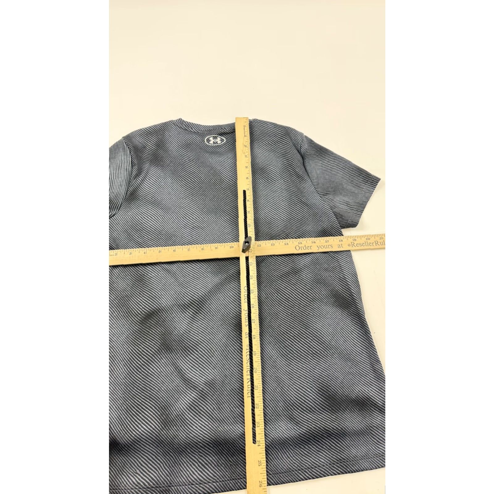 Under Armour Under Armour Shirt Mens Large Gray Black Loose Fit Performance Athletic Tee Size US L / EU 52-54 / 3 - 6 Thumbnail