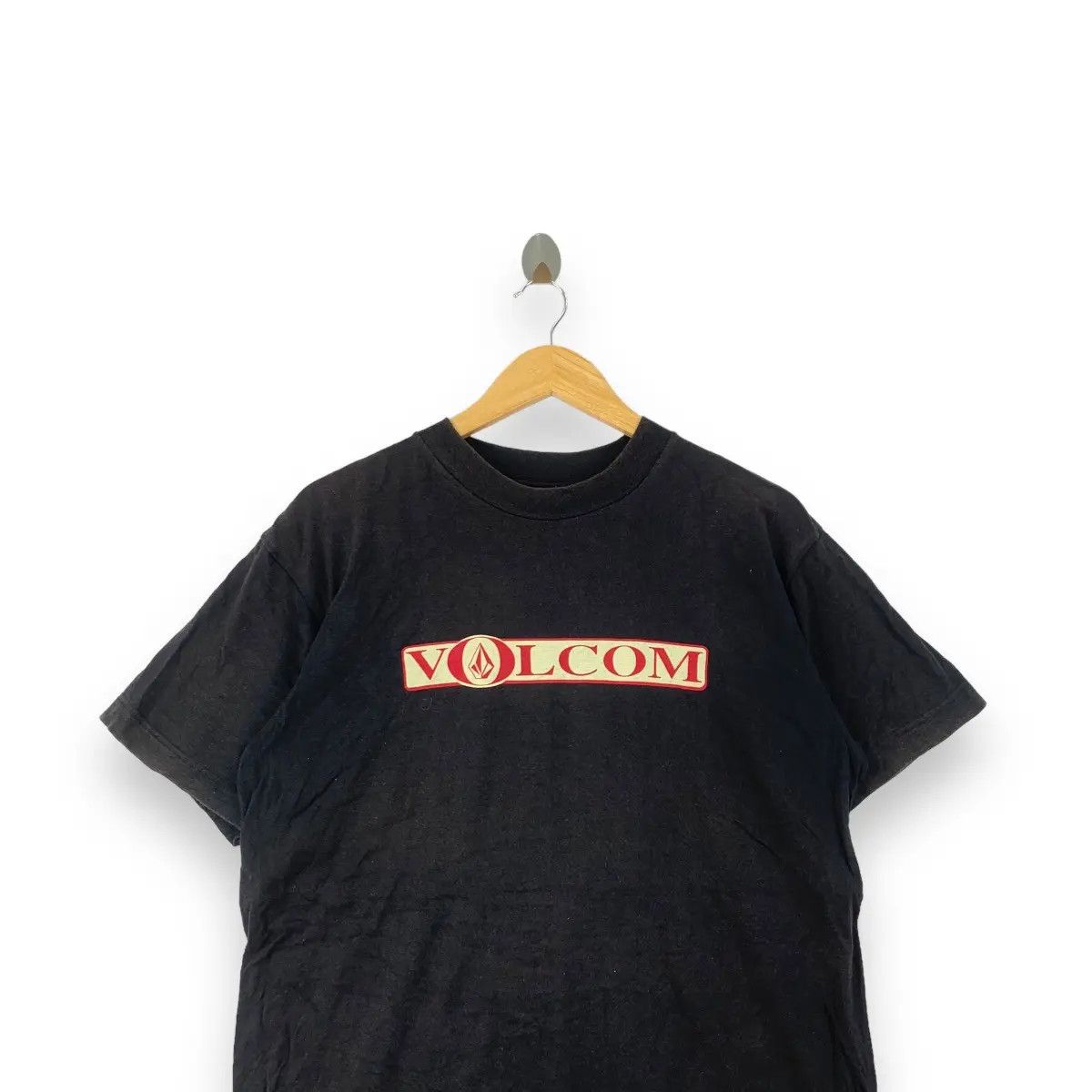 Volcom Vintage 90’ VOLCOM SKATEBOARD Box Logo Tee Shirt Size US M / EU 48-50 / 2 - 3 Thumbnail