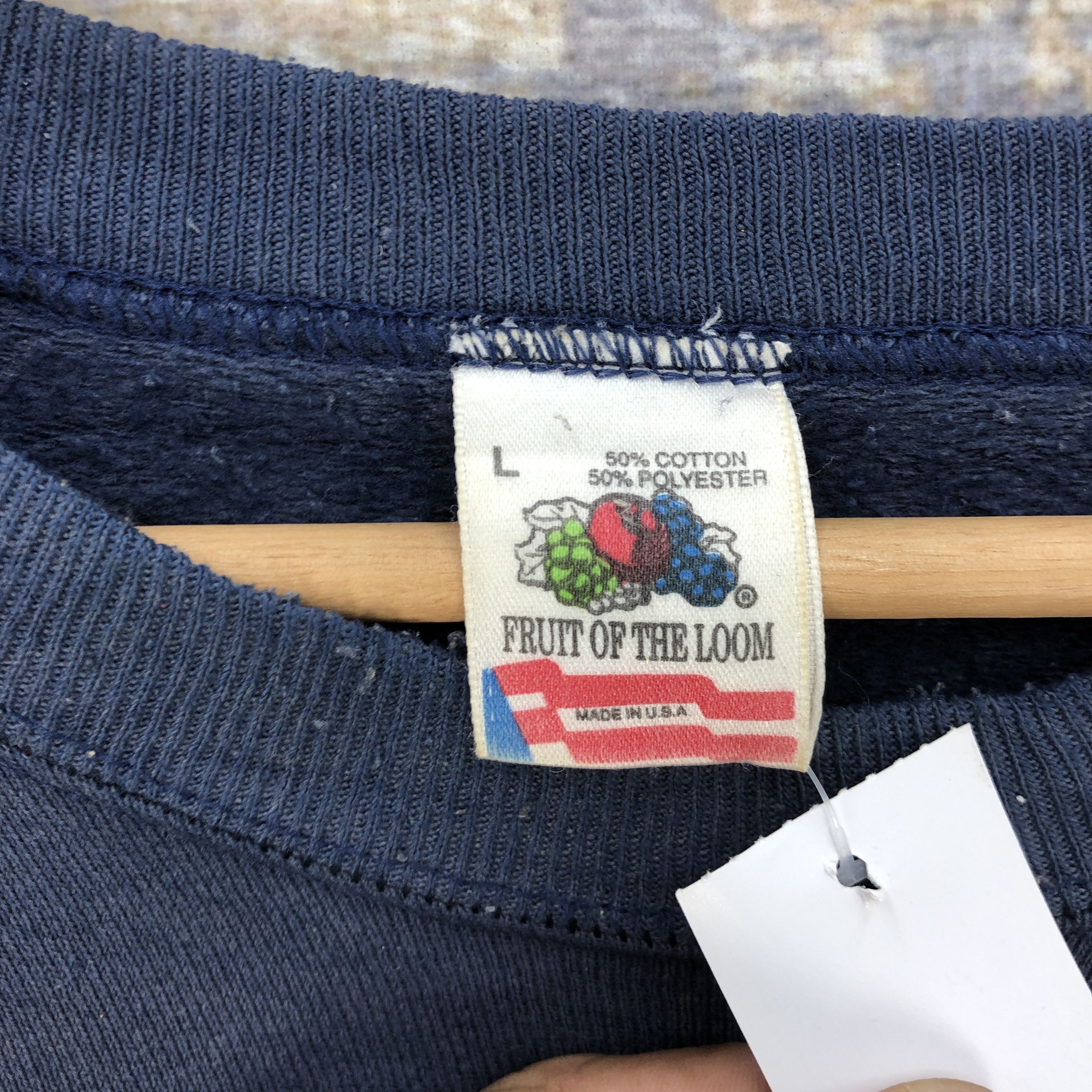 Vintage Vintage 90's Navy Sweatshirt Navy USA Sweater Jumper Size US L / EU 52-54 / 3 - 5 Thumbnail