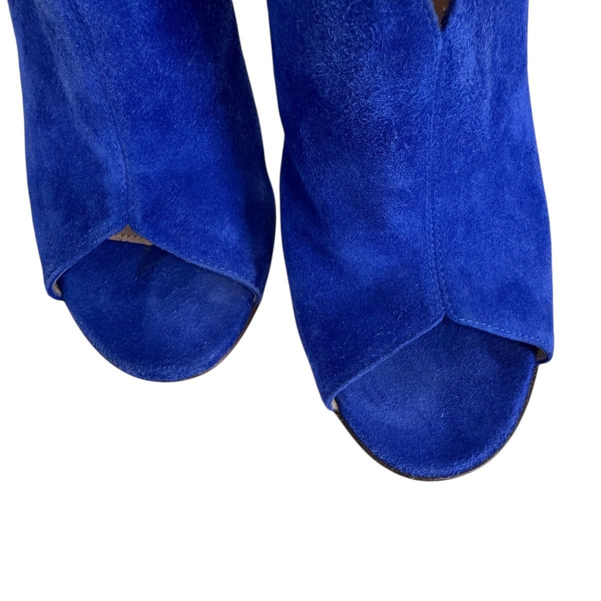 Gianvito Rossi Gianvito Rossi Italy Cobalt Blue Suede Mule Heels Sz 37 Size US 6.5 / IT 36.5 - 11 Thumbnail