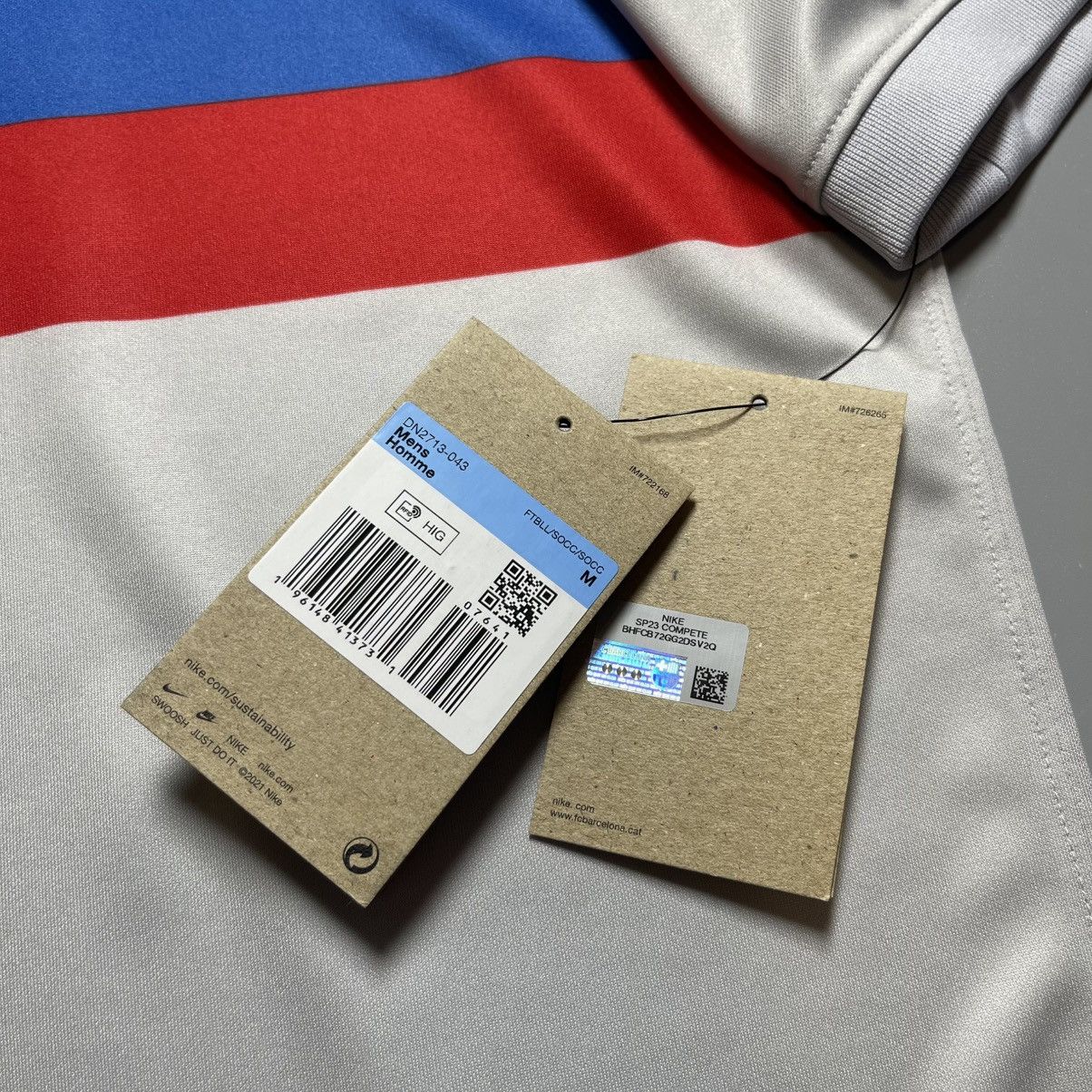 Nike × Vintage BARCELONA NIKE 2022/2023 SOCCER THIRD JERSEY #9 LEWANDOWSKI Size US M / EU 48-50 / 2 - 9 Thumbnail