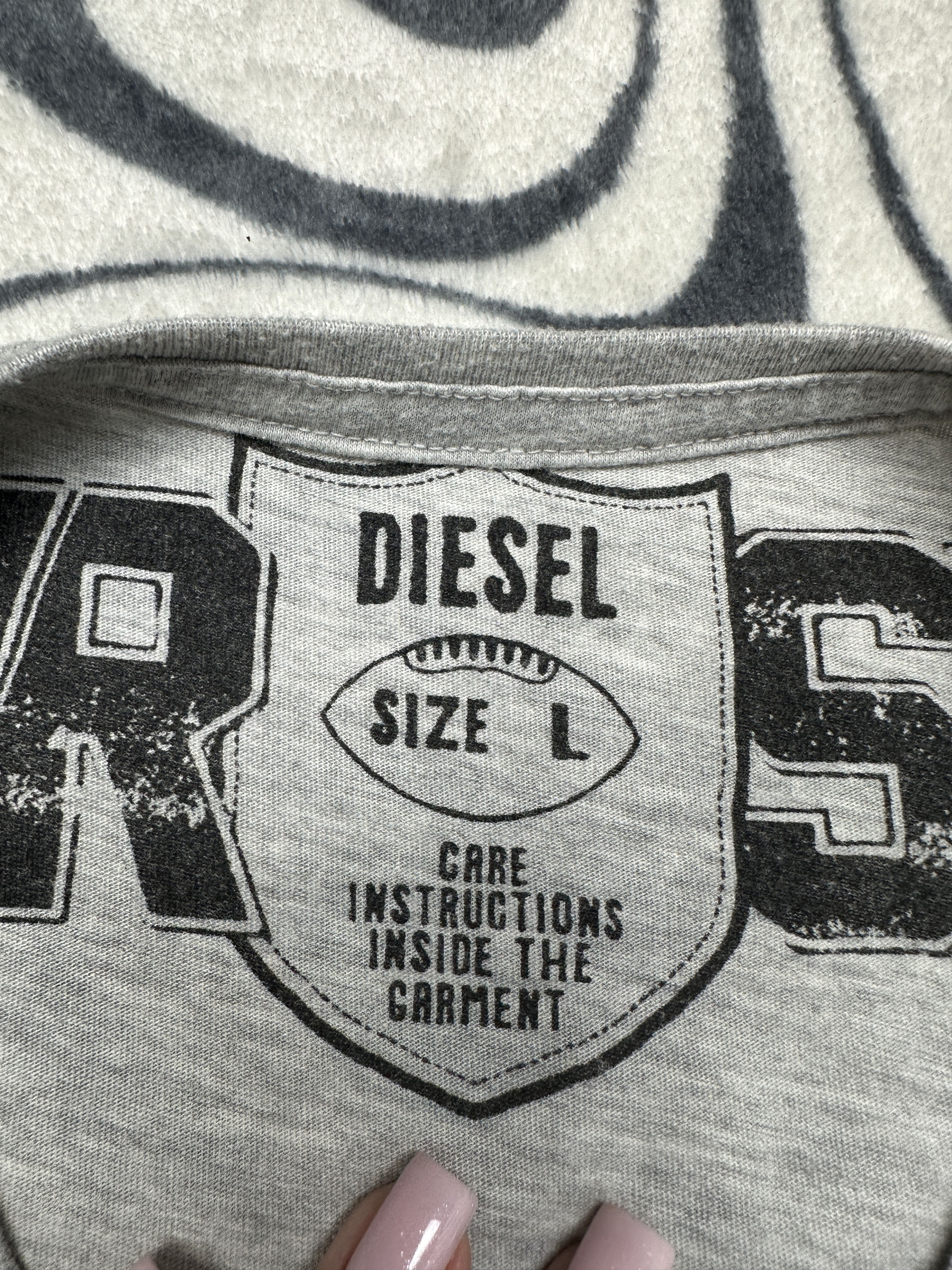 Diesel Diesel Vintage Mens T-Shirt Tee Y2K Size US L / EU 52-54 / 3 - 4 Thumbnail
