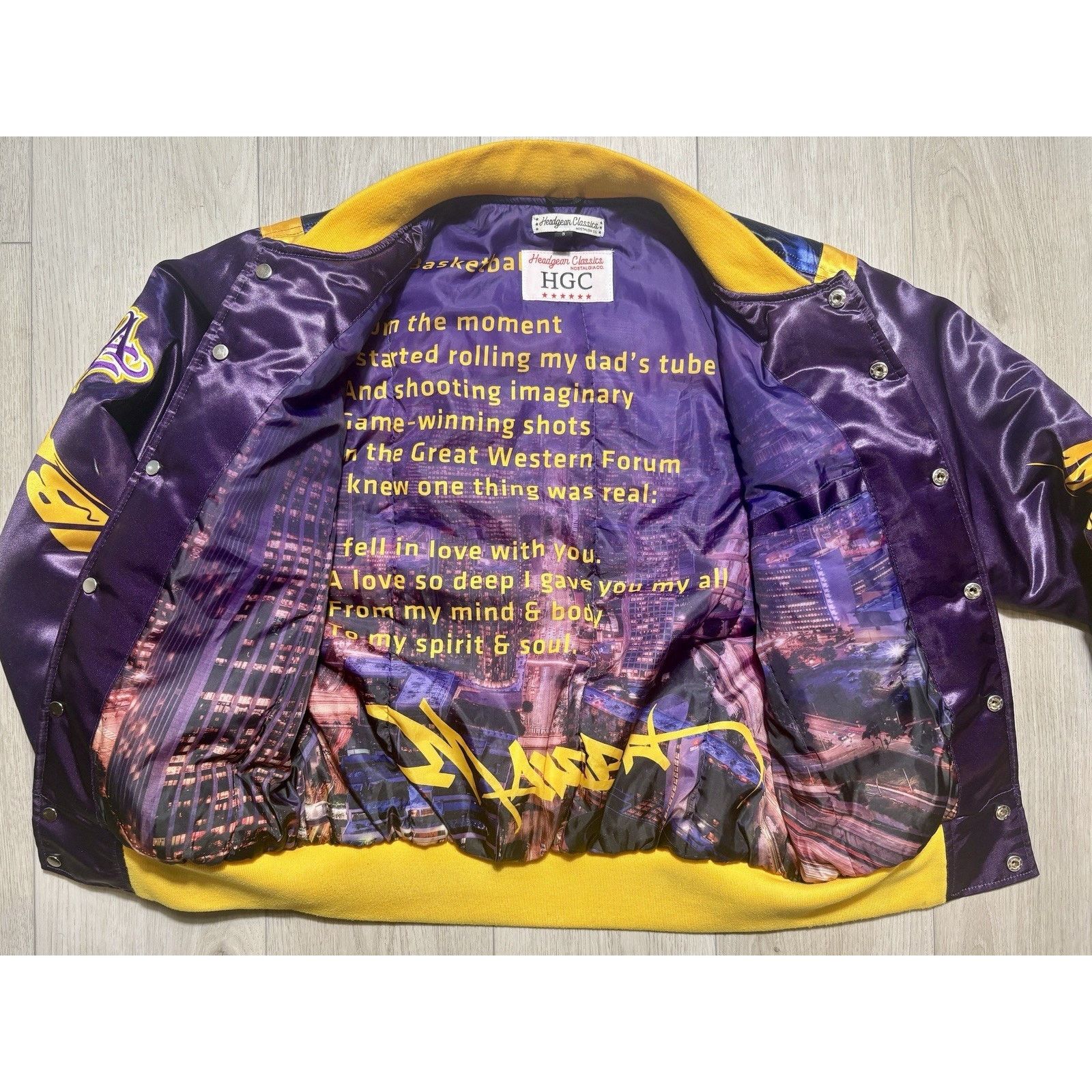 Other Los Angeles Lakers Kobe Bryant Crenshaw Satin Jacket Small Size US S / EU 44-46 / 1 - 4 Thumbnail