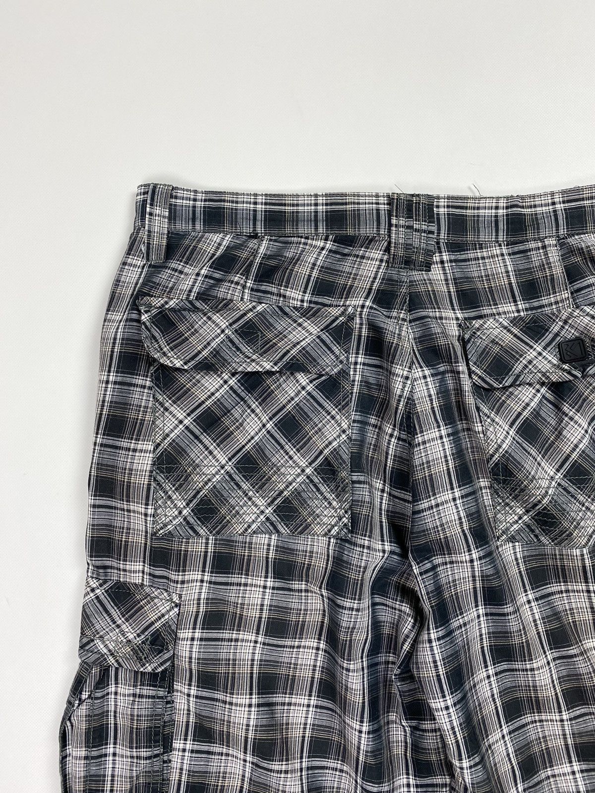 Karl Kani × Vintage Karl Kani men’s checked cargo rap shorts size 36 Size US 36 / EU 52 - 22 Thumbnail