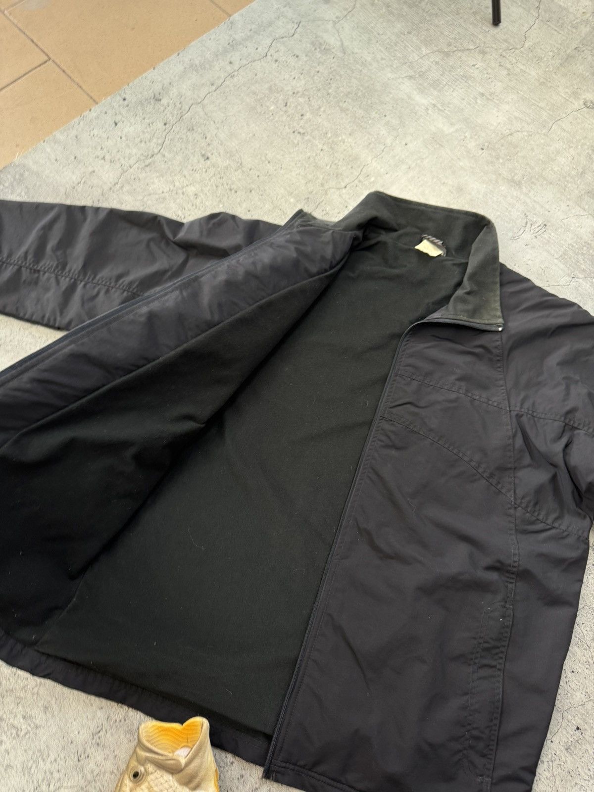 Oakley Vintage Oakley Jacket Streetwear Y2k Style Hype Surf Style Size US M / EU 48-50 / 2 - 14 Thumbnail