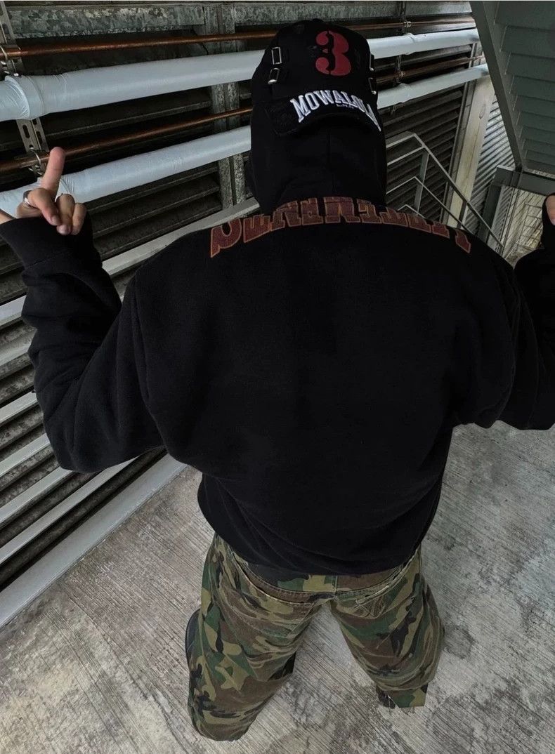 Vetements Vetements 18Aw Shaped Black Cut hoodie 2506-Nextarrow Size US XS / EU 42 / 0 - 6 Thumbnail
