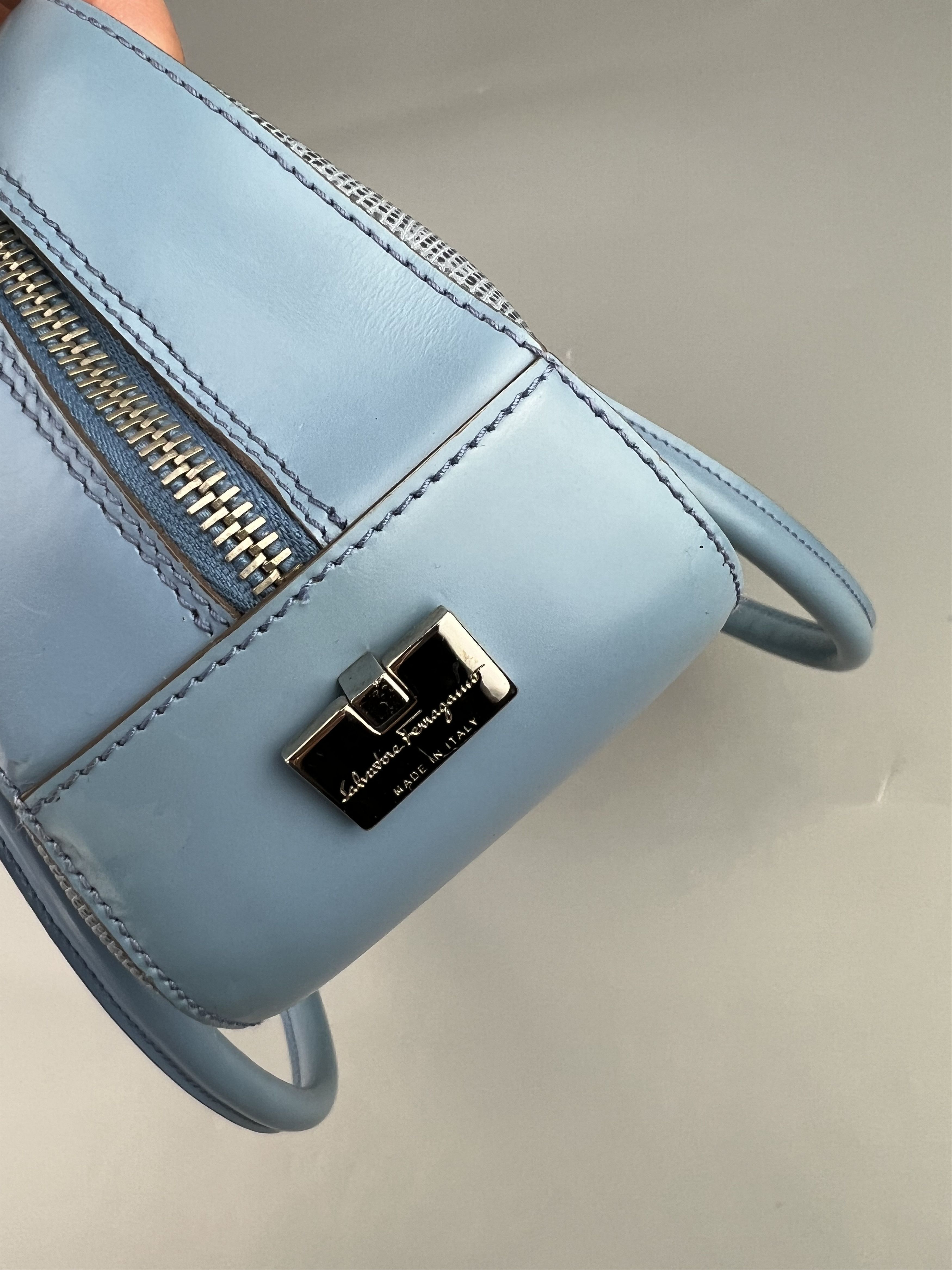Leather Salvatore Ferragamo Leather Shoulder Bag Size ONE SIZE - 7 Thumbnail