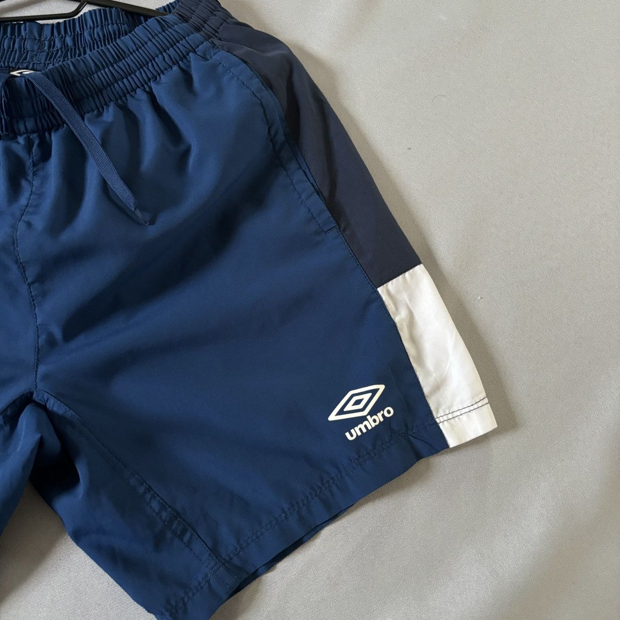 Umbro Umbro shorts small blue sportswear vintage streetwear Size US 30 / EU 46 - 3 Thumbnail
