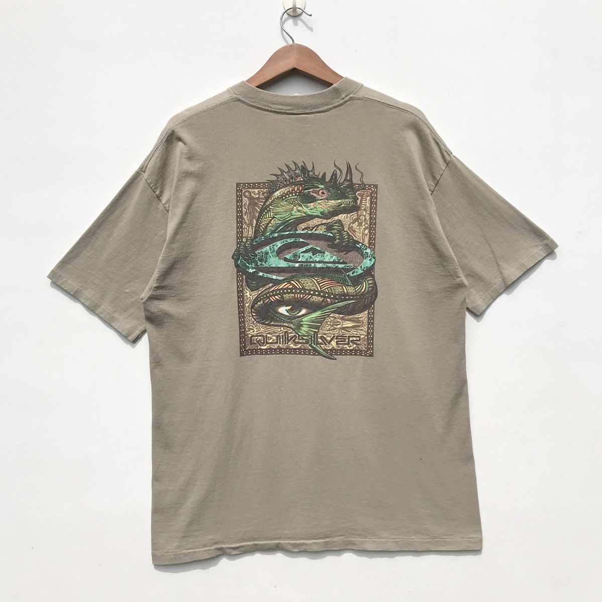 🔥Very Rare🔥90s Vintage Quiksilver Dragon Fish Tee Surfboards