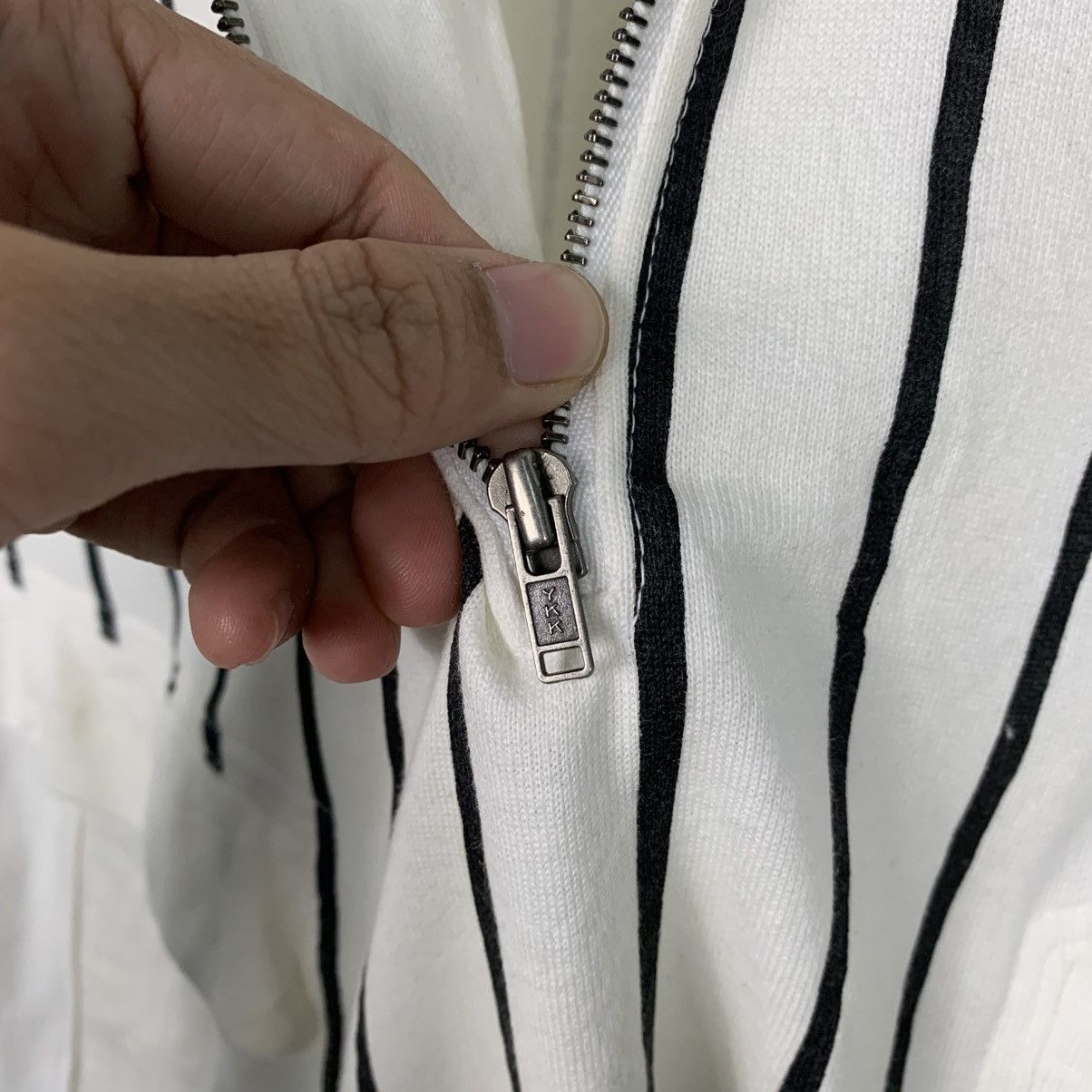 Japanese Brand Japanese Brand Black Pia Stripe Half Zipper Sweater Size US M / EU 48-50 / 2 - 12 Thumbnail
