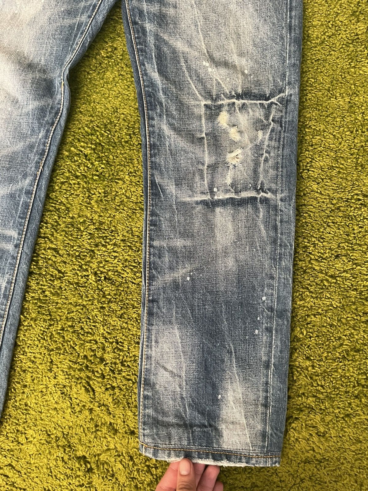 Designer × Dsquared2 Dsquared2 avant garde factry faded denim jeans Size US 32 / EU 48 - 3 Thumbnail
