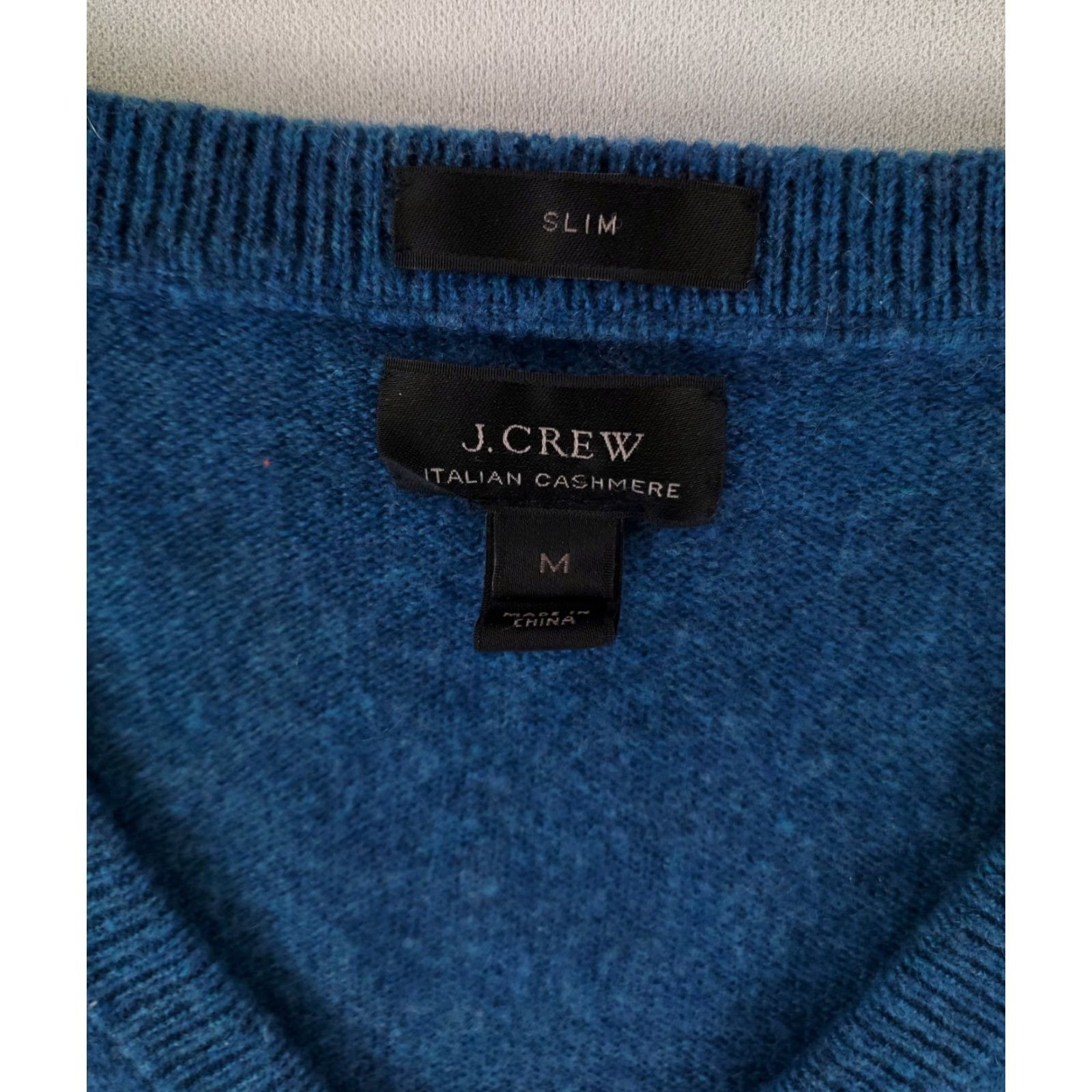 J.Crew **J.CREW Mens V Neck Blue Cashmere Long Sleeve Pullover** User: J.CREW Mens V Neck Blue Cashmere Long Sleeve Sweater **M** Size US M / EU 48-50 / 2 - 2 Thumbnail