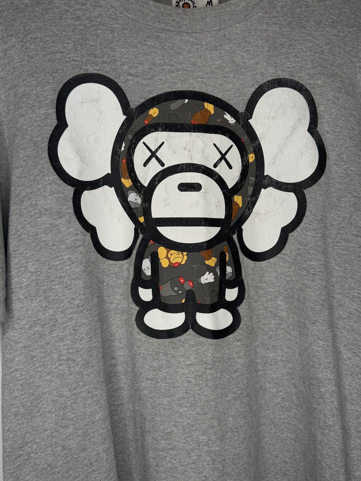 Bape 2005 Bape x Kaws Baby Milo Tee – Gray, Size M, Made in Japan Size US M / EU 48-50 / 2 - 3 Thumbnail