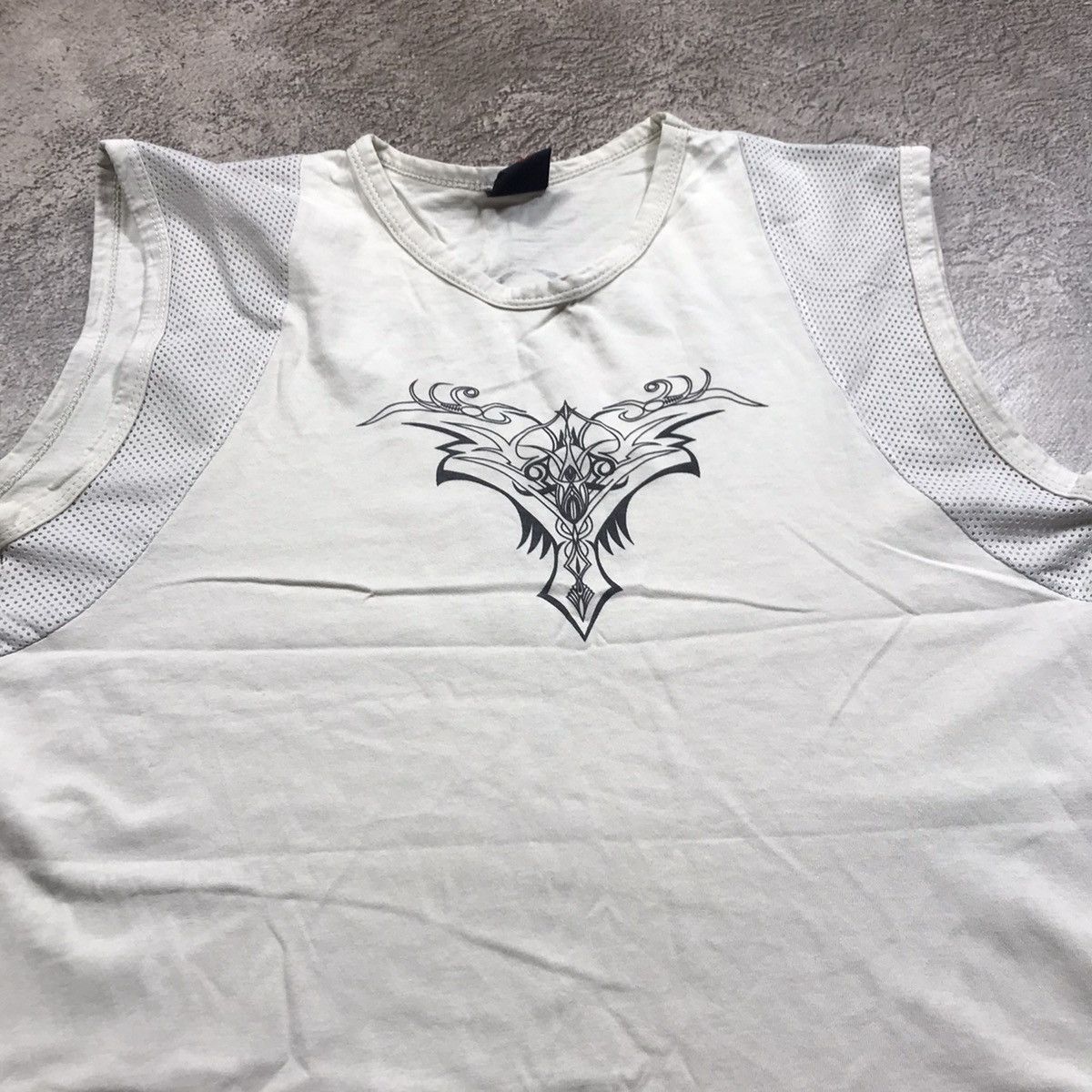 Band Tees VINTAGE ADULT TANK TOP ABSTRACT JAPAN FUNNY TEE Y2K 90s Size US M / EU 48-50 / 2 - 2 Thumbnail