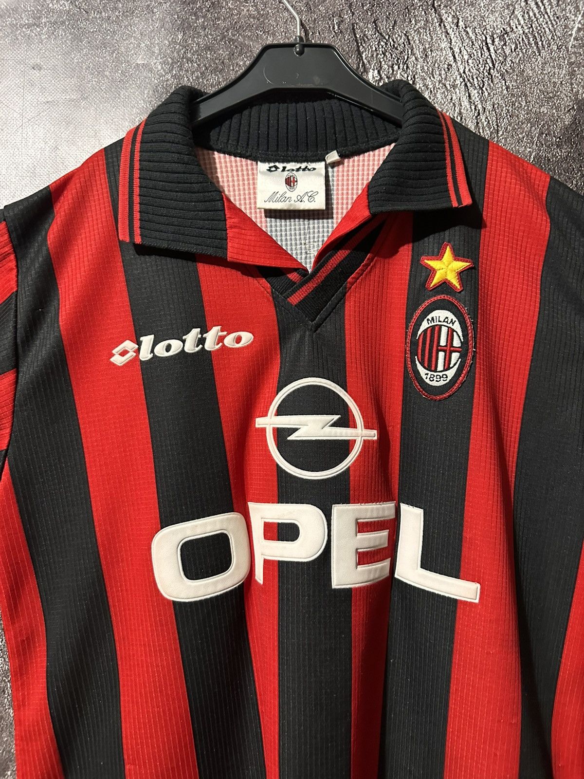 Lotto Sport Ac Milan 1997/98 home jersey Size US S / EU 44-46 / 1 - 3 Thumbnail