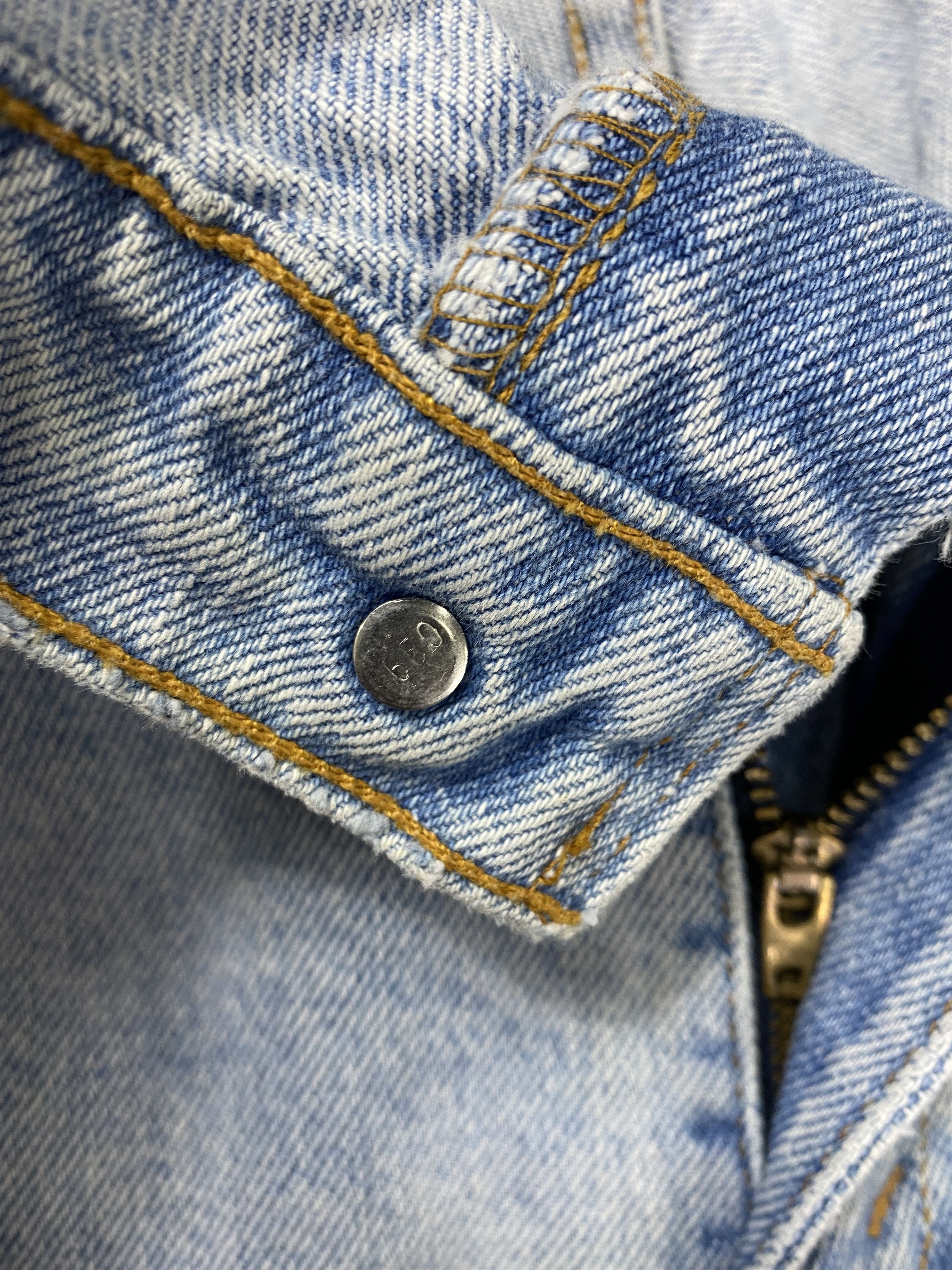 Japanese Brand Light Blue Wash Vintage Levi's 560 36x33 Denim -JN2383 Size US 36 / EU 52 - 7 Thumbnail