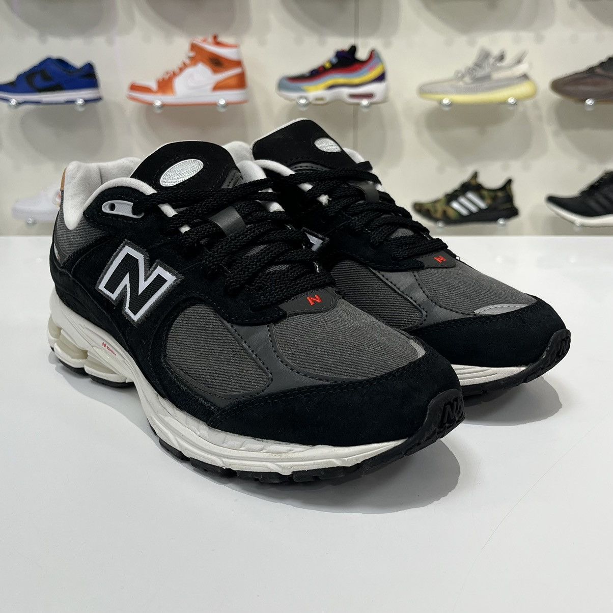 New Balance New Balance 2002R Black Sepia Size US 7 / EU 40 - 8 Thumbnail