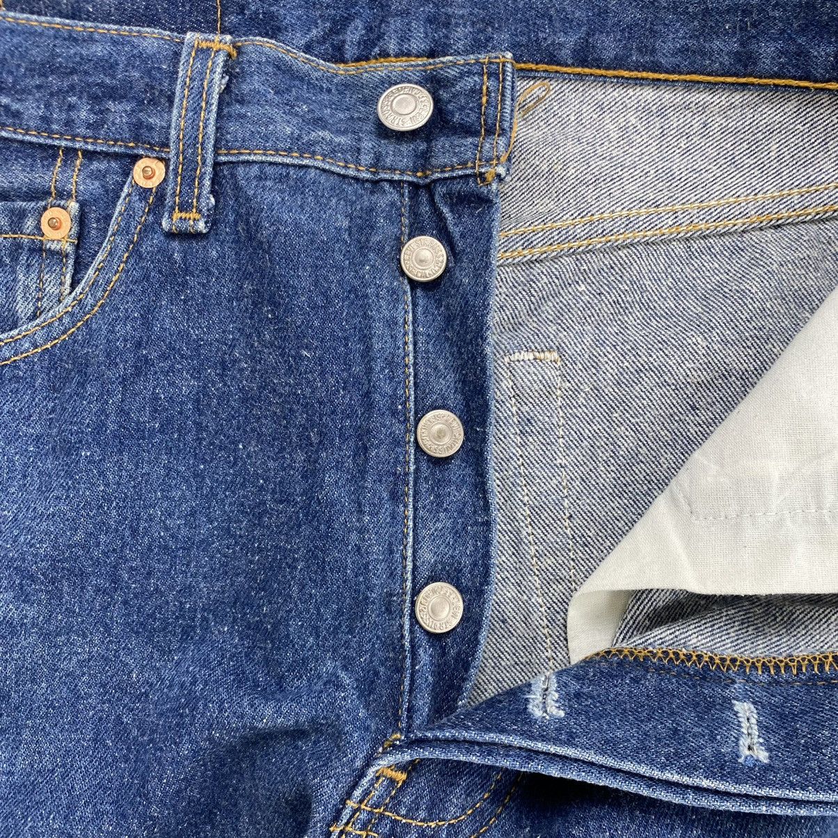 Levi's Vintage Clothing 🇺🇸1990s Vintage Levis 501 29x32 Straight Leg Faded Jeans Size US 29 - 4 Thumbnail