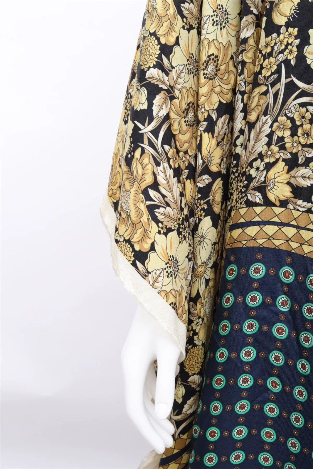 Gucci RARE GUCCI RUNWAY OVERSIZE TUNIC DRESS Size M / US 6-8 / IT 42-44 - 6 Thumbnail