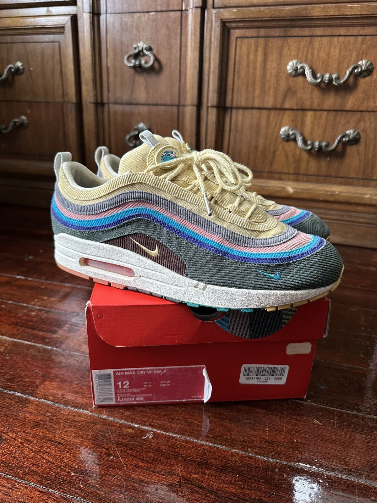 NIKE AIRMAX 1/97 VF SW AJ4219 400 SIZE 12 SEAN WOTHERSPOON
