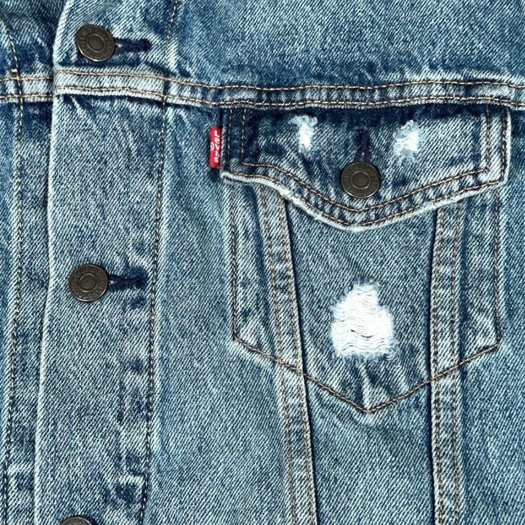 Levi's VINTAGE Levi's Trucker Jacket Mens Shirt Blue Denim Medium Wash Distressed Pockets Button Front Size US 31 - 5 Thumbnail