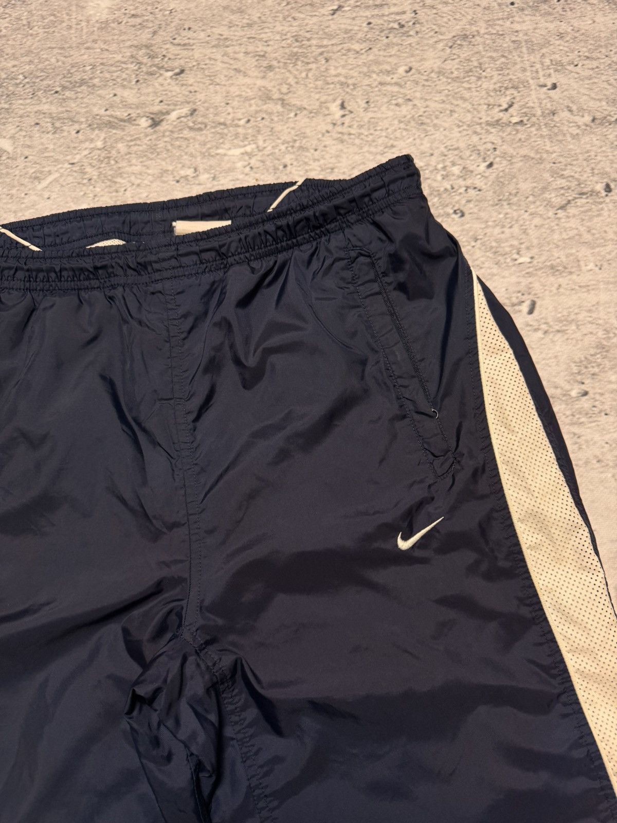 Nike × Vintage NIKE VINTAGE BASIC LOGO OVERSIZE BAGGY PANTS Size US 34 / EU 50 - 4 Thumbnail