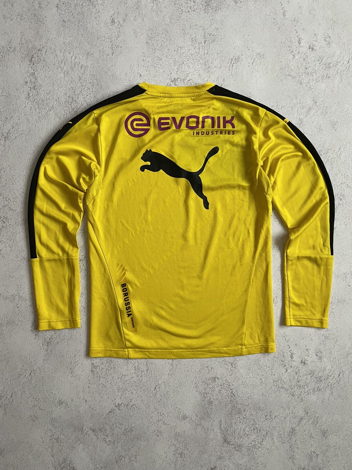 Other Puma Borussia Dortmund 2015/2016 Training Long Sleeve Jersey Size US M / EU 48-50 / 2 - 3 Thumbnail