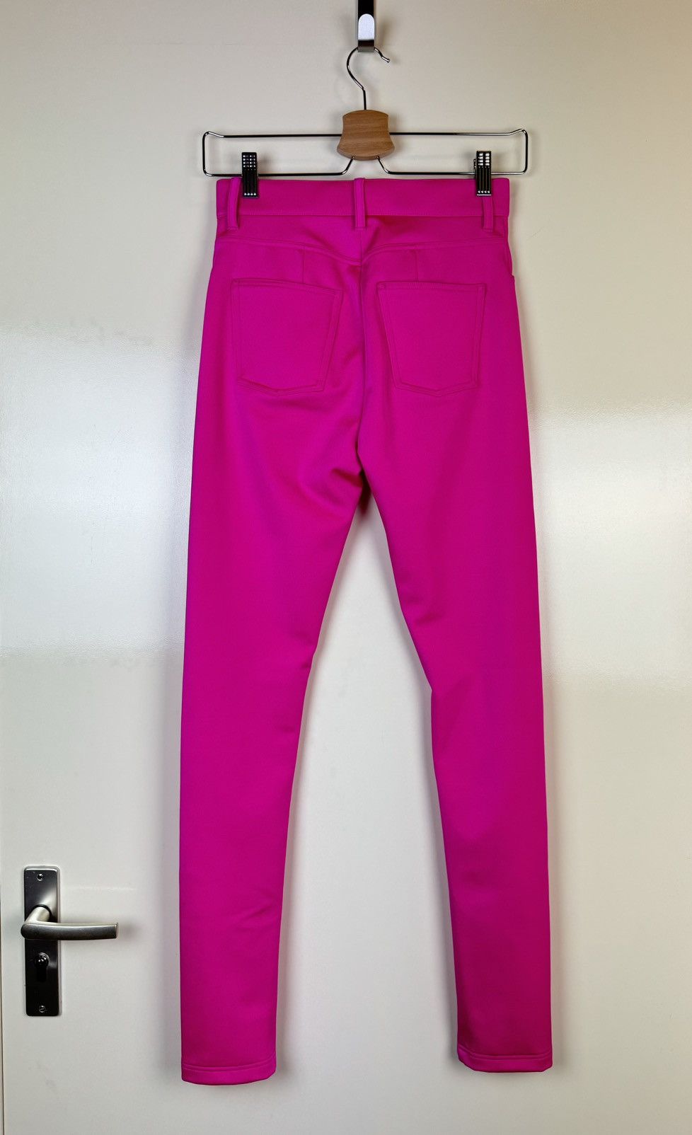 Balenciaga Balenciaga hot pink neon leggings slim trousers spandex XS Size 25" / US 0 / IT 36 - 11 Thumbnail