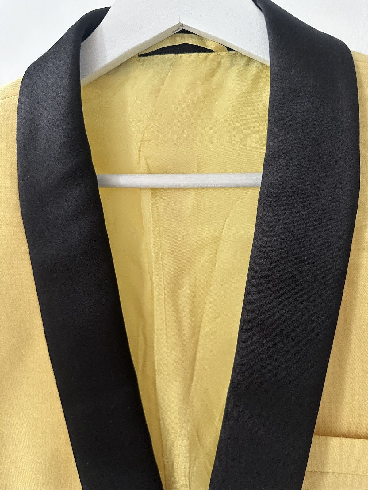 Calvin Klein 205W39NYC × Raf Simons Calvin Klein 205w39nyc Raf Simons Baby Yellow Tuxedo Jacket Size 48R - 5 Thumbnail