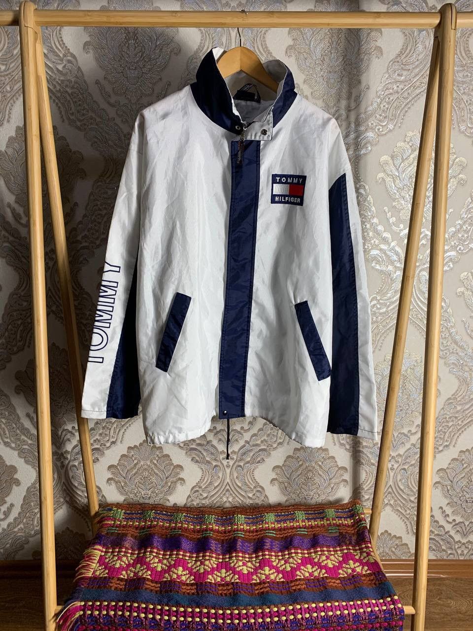 Tommy Hilfiger × Vintage VERY RARE TOMMY HILFIGER JEANS BIG LOGO LIGHT JACKET RETRO Size US XL / EU 56 / 4 - 2 Thumbnail