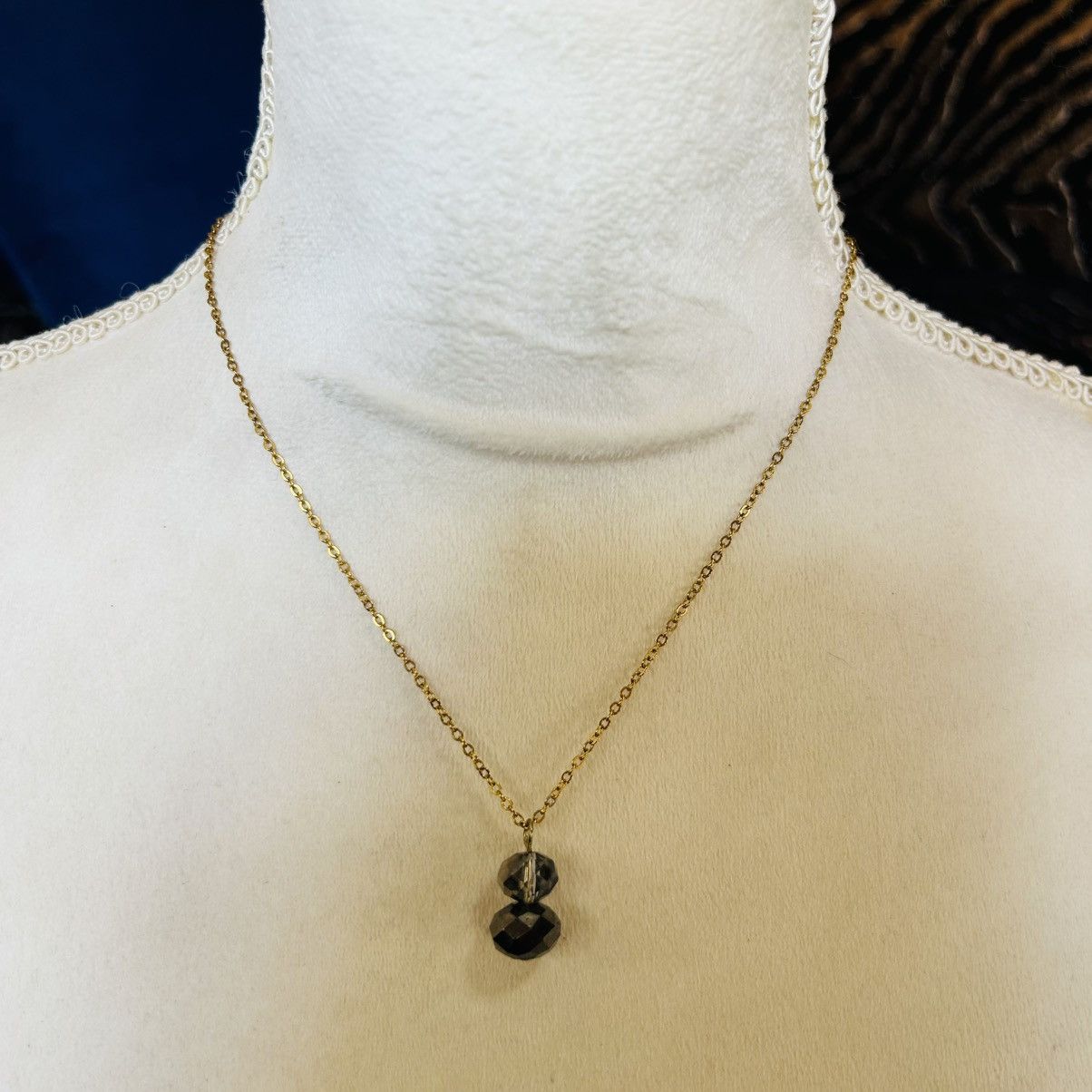 Handmade Handcrafted vintage black and smoky glass crystal necklace Size ONE SIZE - 2 Thumbnail