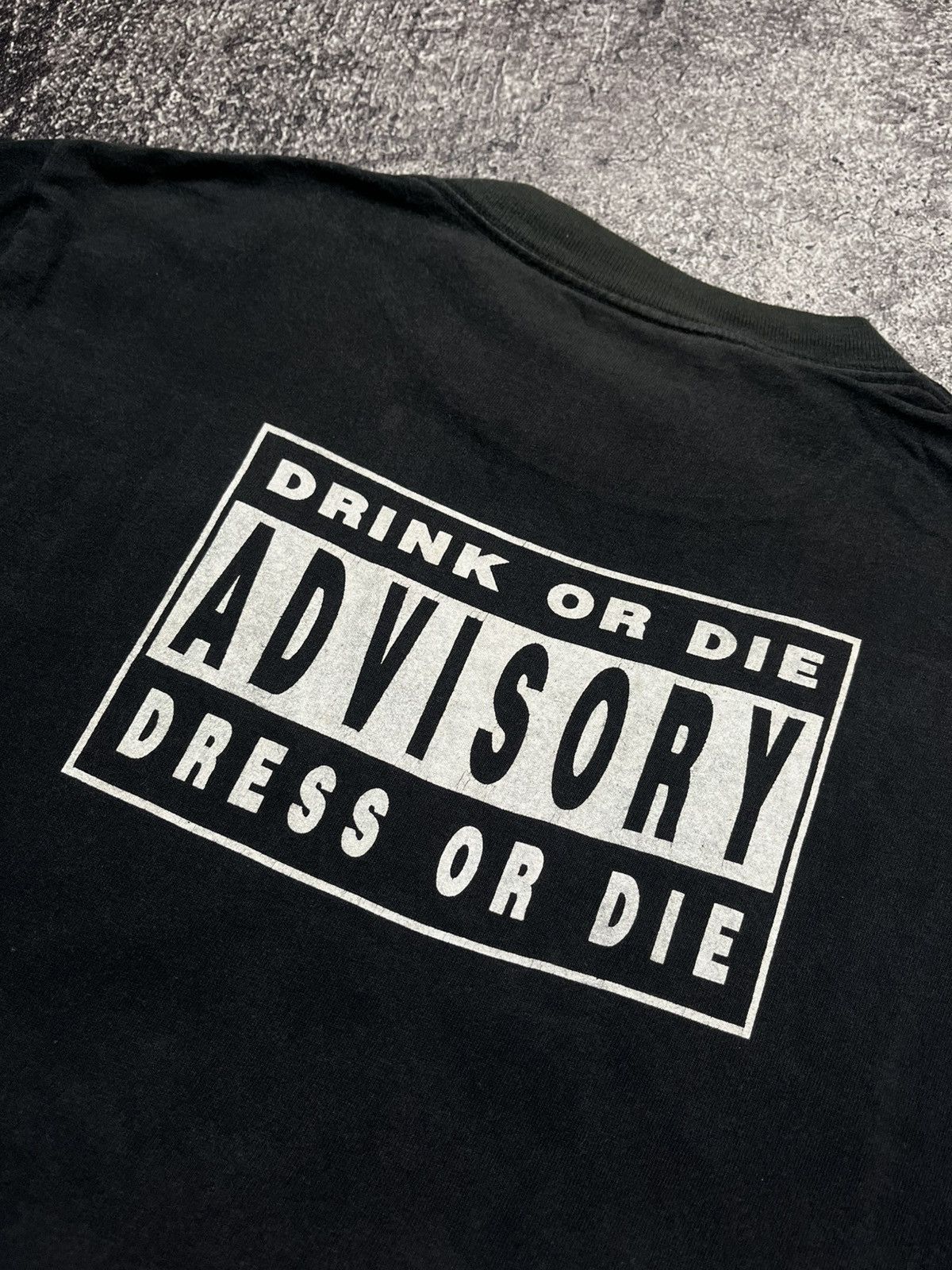 Band Tees Vintage Hide Drink Or Die Kill Your Liver Black T-Shirts Size US L / EU 52-54 / 3 - 4 Thumbnail