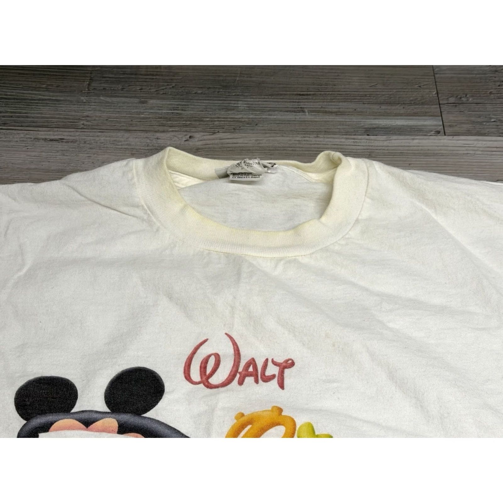 Disney VINTAGE Disney T-Shirt White 2XL Mickey Mouse Big Logo Spell Out Graphic Print Crew Neck Short Sleeve Men USA 90s Cartoon Theme Vintage Logo Shirt Size US XXL / EU 58 / 5 - 4 Thumbnail