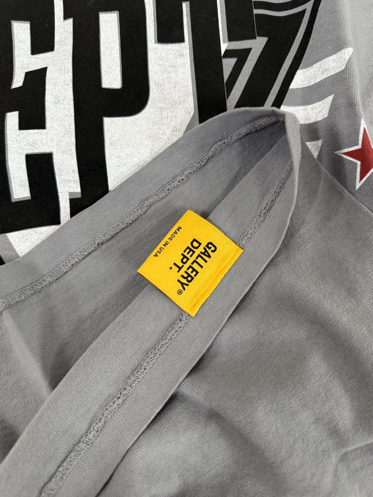 Gallery Dept. Gallery Dept. PROFESSIONAL TEE New Size XL Size US XL / EU 56 / 4 - 7 Thumbnail