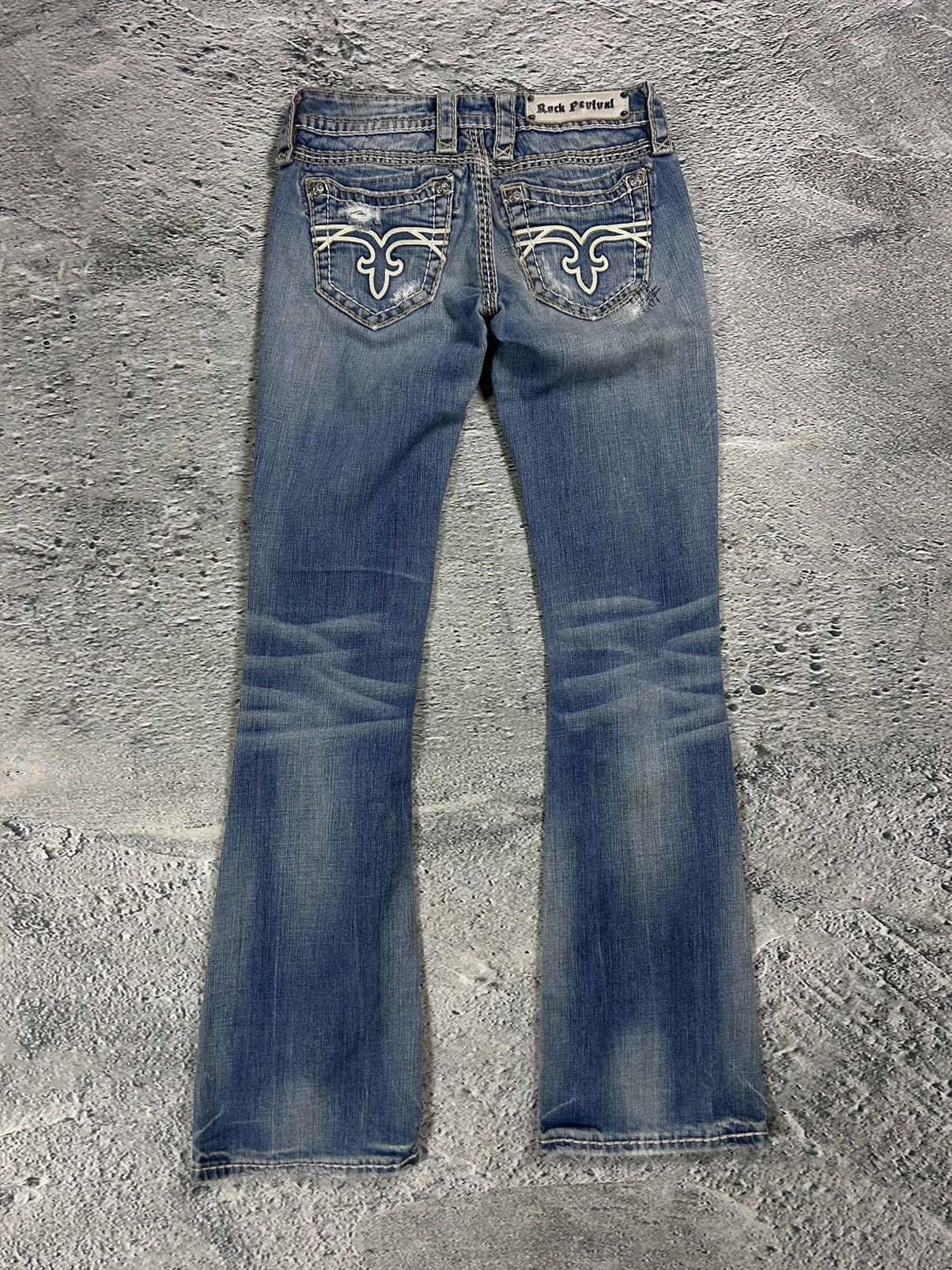 Rock Revival Rock Revival vintage light jeans leather patch Y2K flared Size 25" / US 0 / IT 36 - 1 Thumbnail