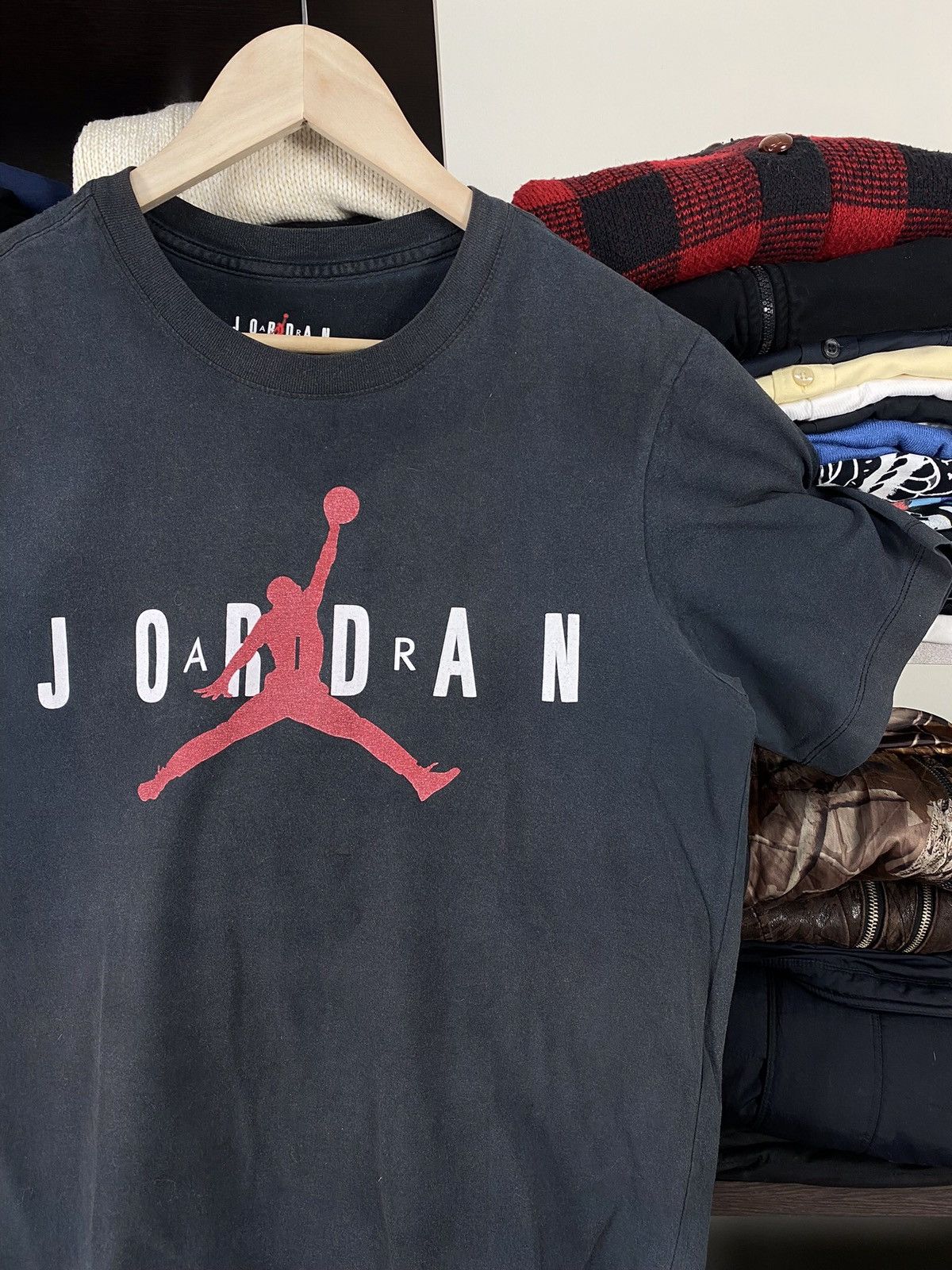 Nike × Vintage Vintage Nike Jordan Full Printed Faded Tee Size US S / EU 44-46 / 1 - 4 Thumbnail