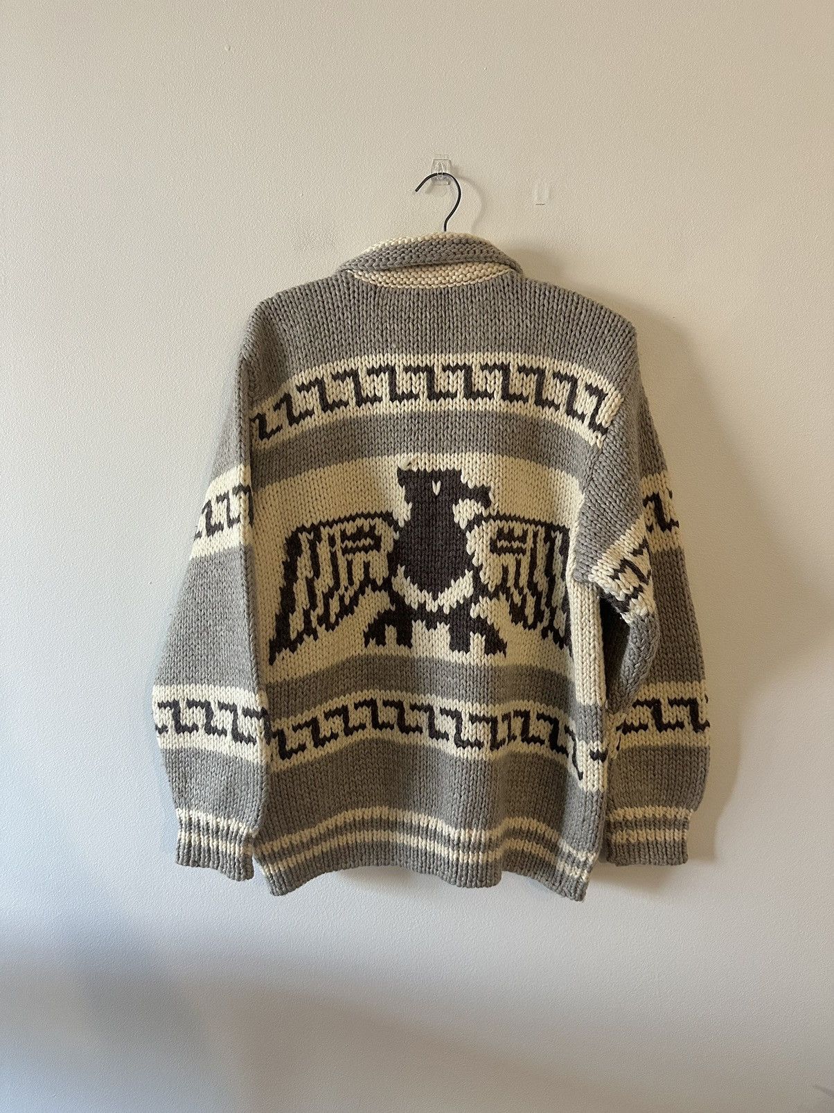 Vintage Vintage Cowichan Button Down Cardigan Sweater Thunderbird Size US S / EU 44-46 / 1 - 2 Thumbnail